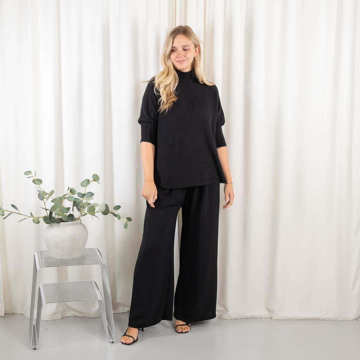 Freja strik, Sort