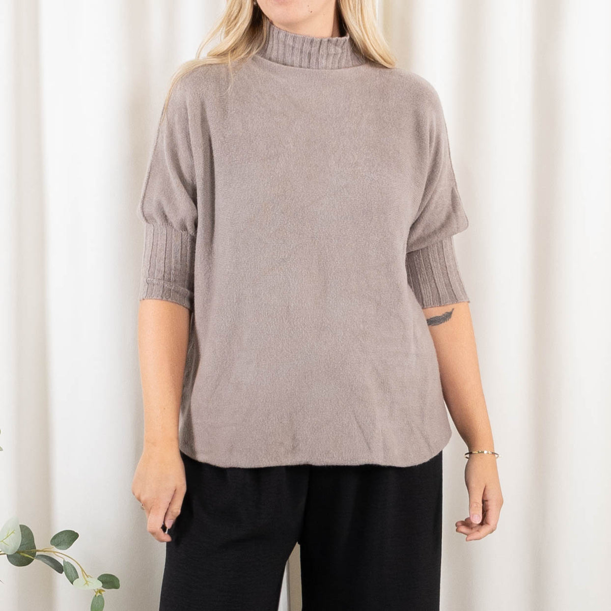 Freja strik, Taupe