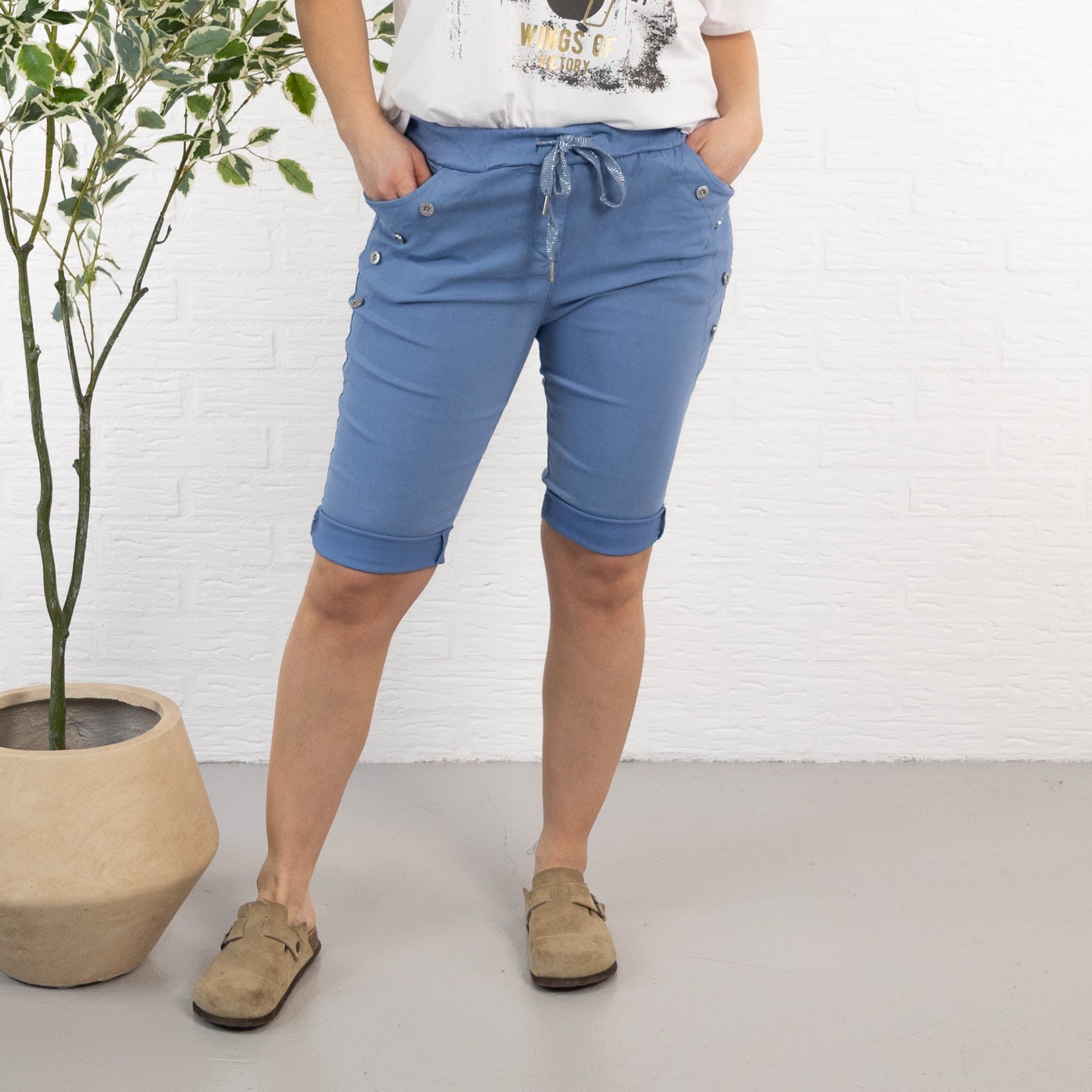Ada shorts, Dueblå