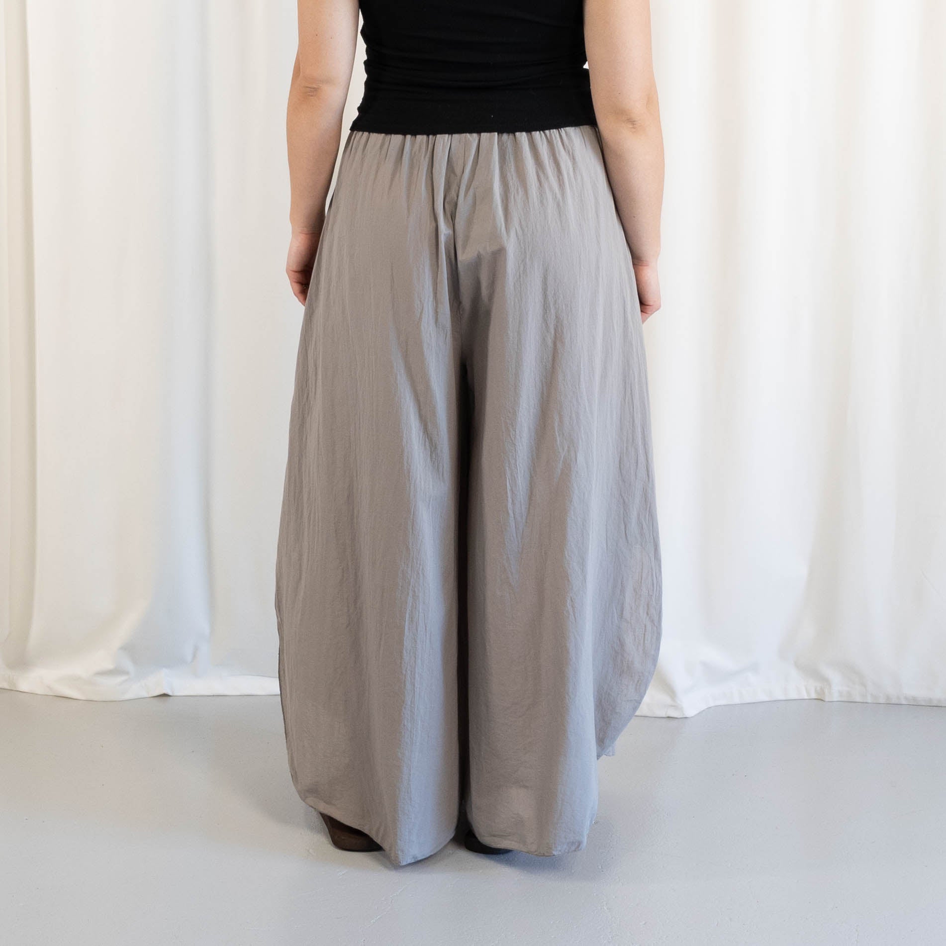 Madsen bukser, Taupe