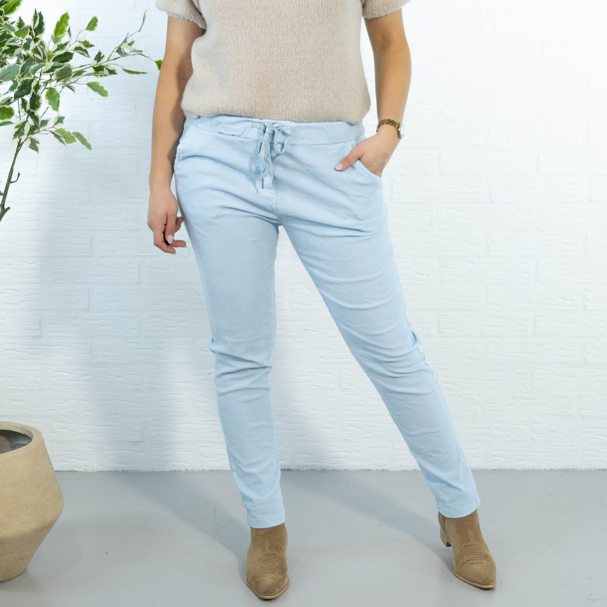 Noemi stonewashed bukser, Lyseblå