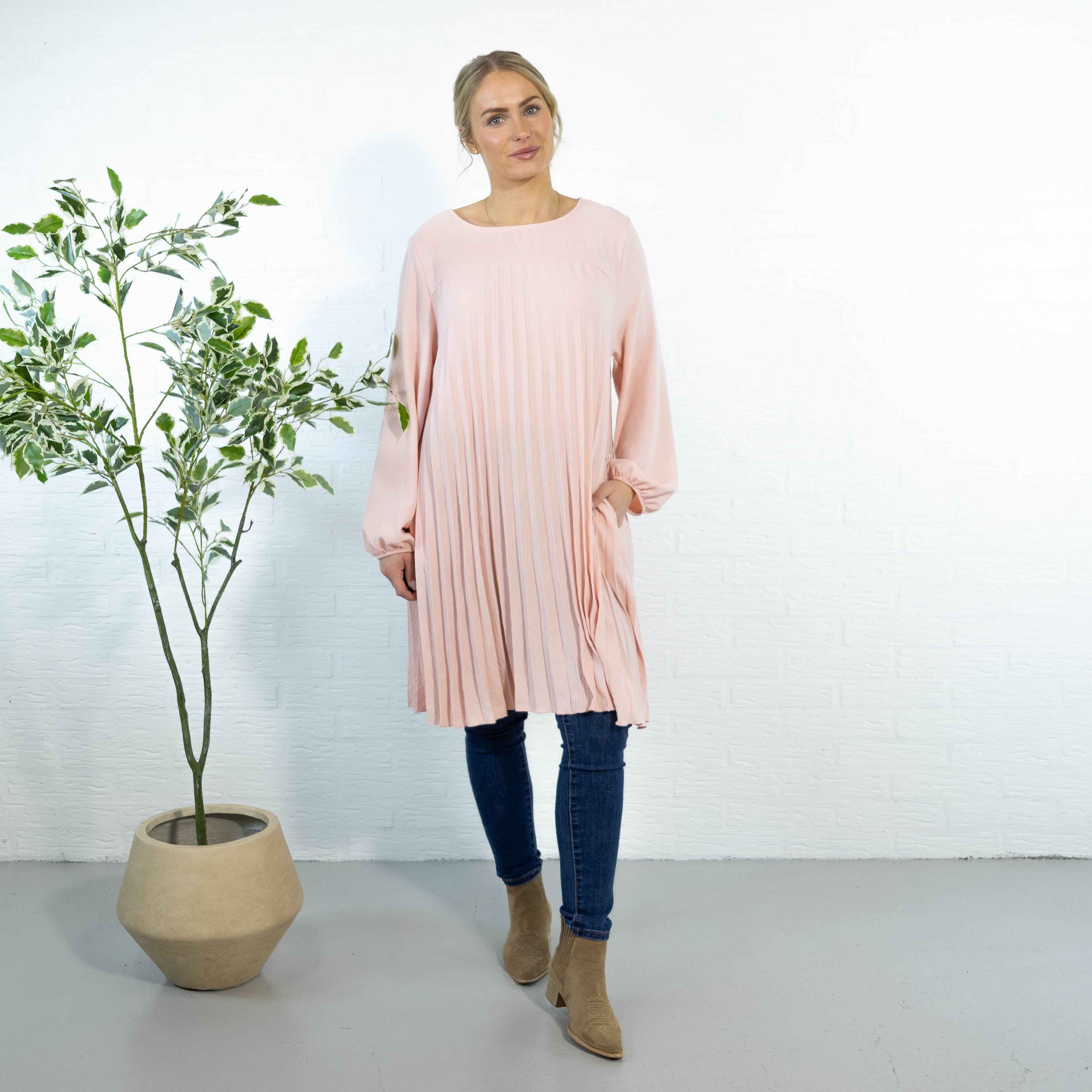 Sille kjole, Lyserød