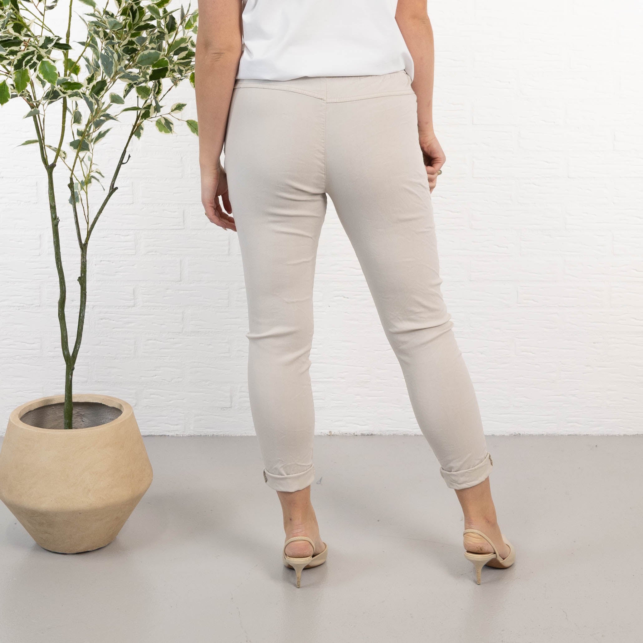 Kela bukser, Beige