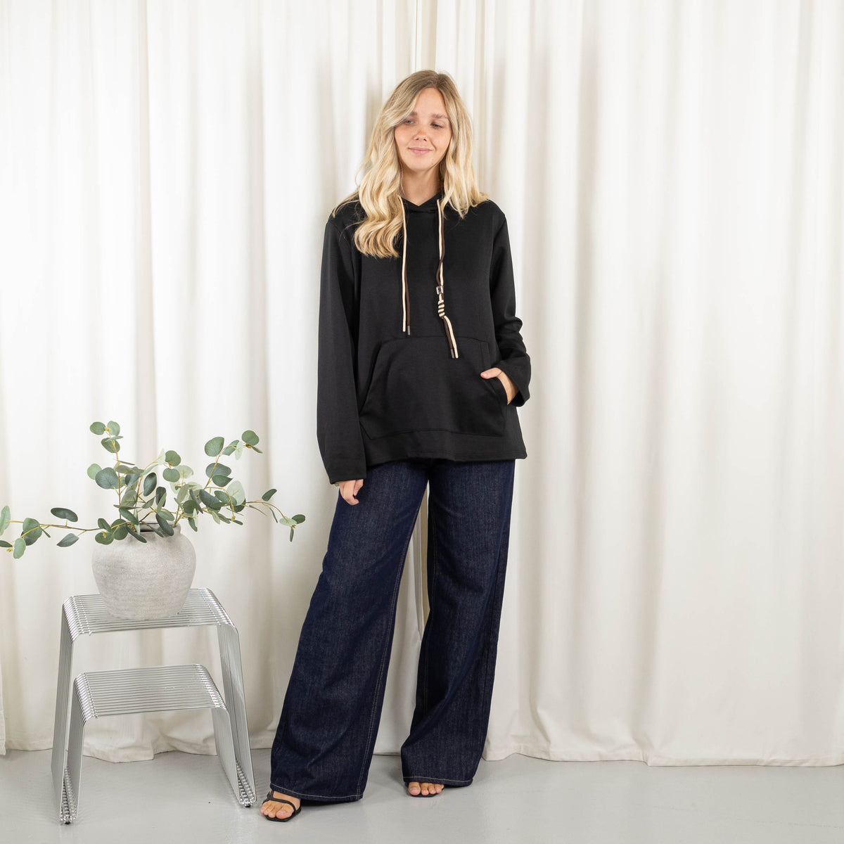Poppy sweatshirt, Sort
