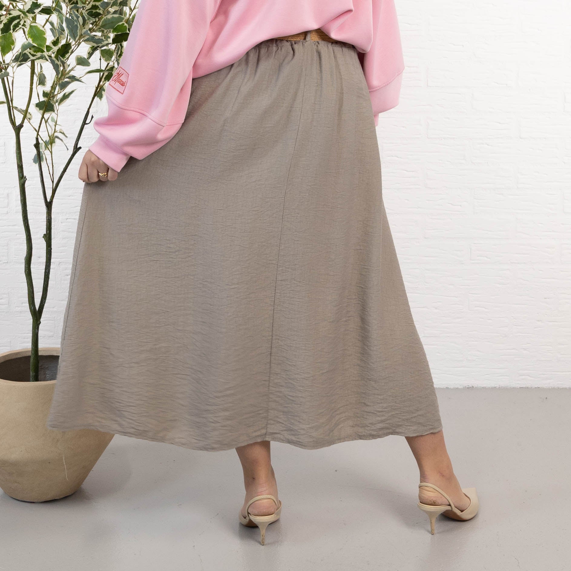 Michelle nederdel, Taupe
