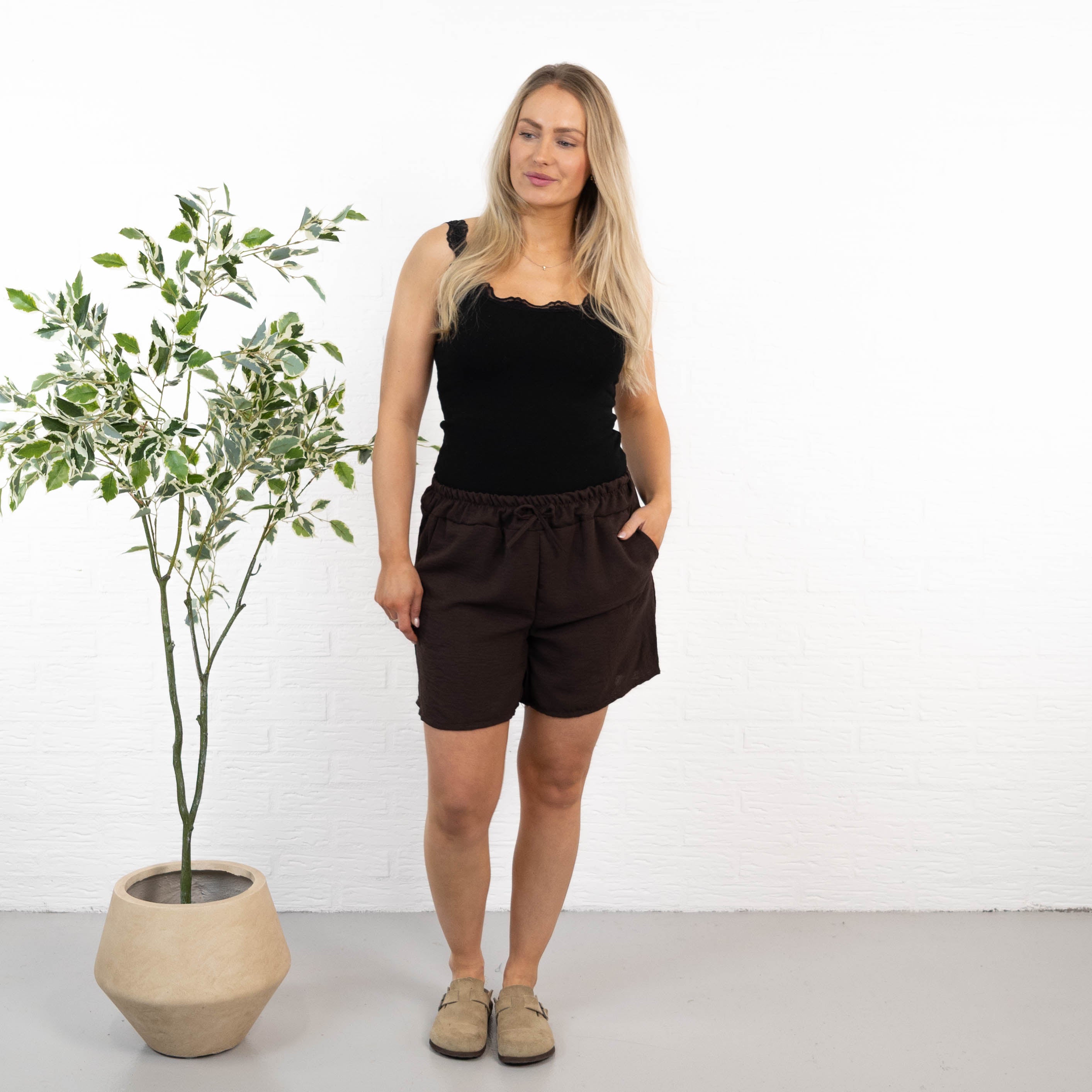 Carrie shorts, Choko