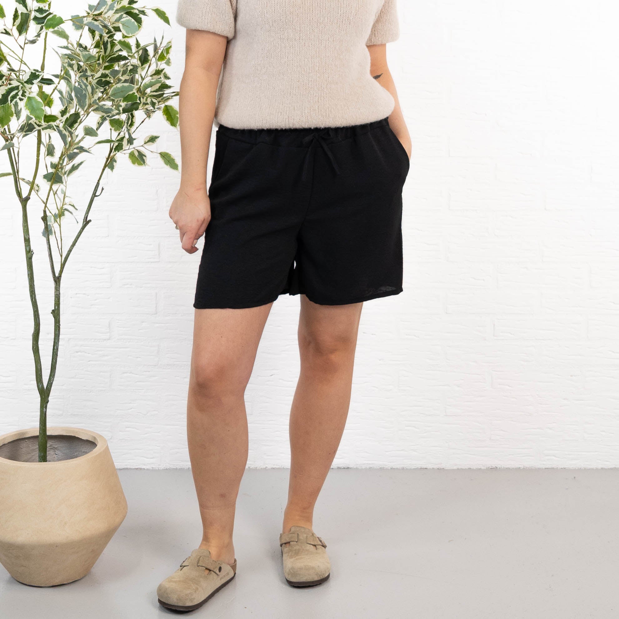 Carrie shorts, Sort