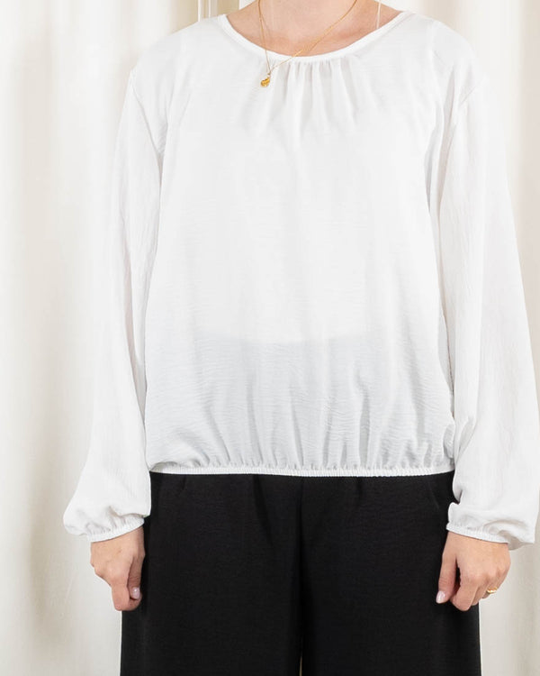 Katrin overdel, Hvid