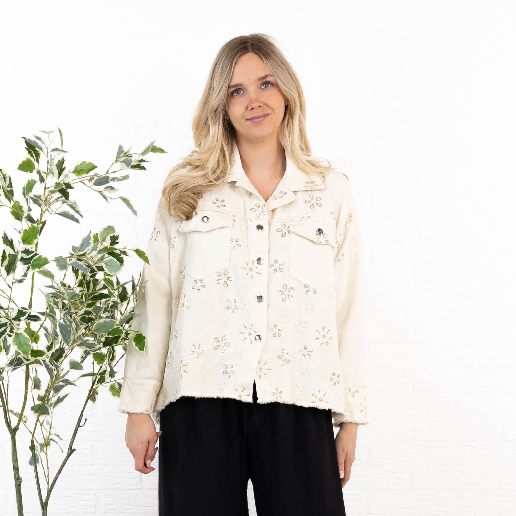 Nia jakke, Beige