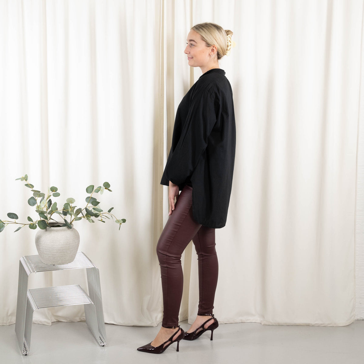 Juliet overdel, Sort