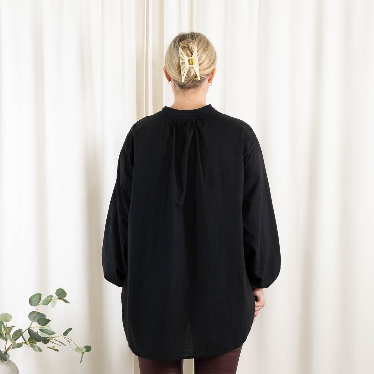 Juliet overdel, Sort