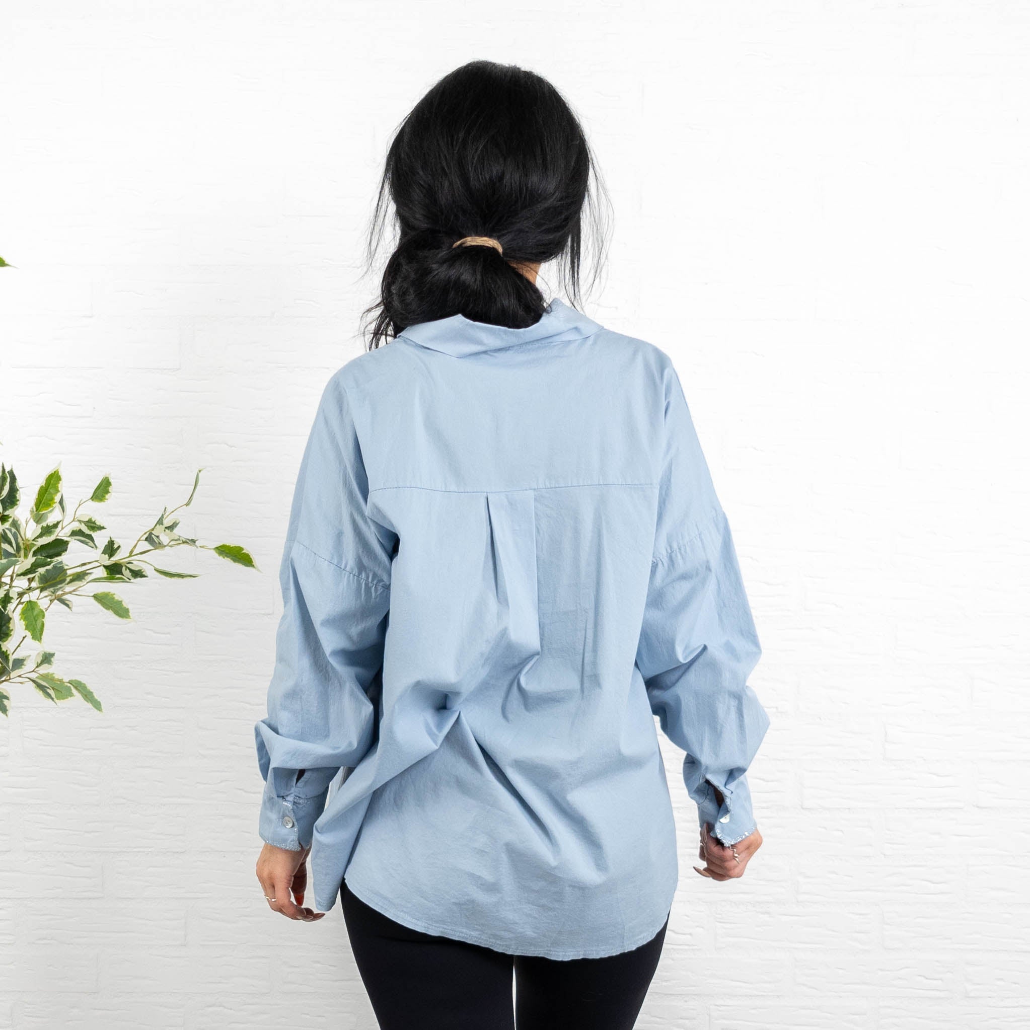 Ruby skjorte, Dueblå