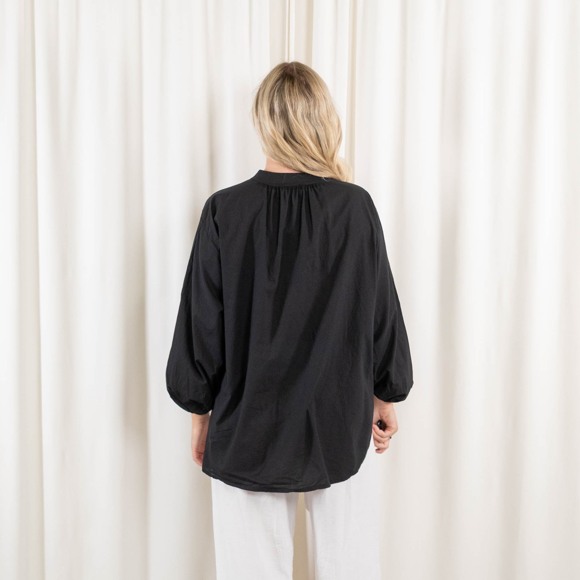 Rhea skjorte, Sort