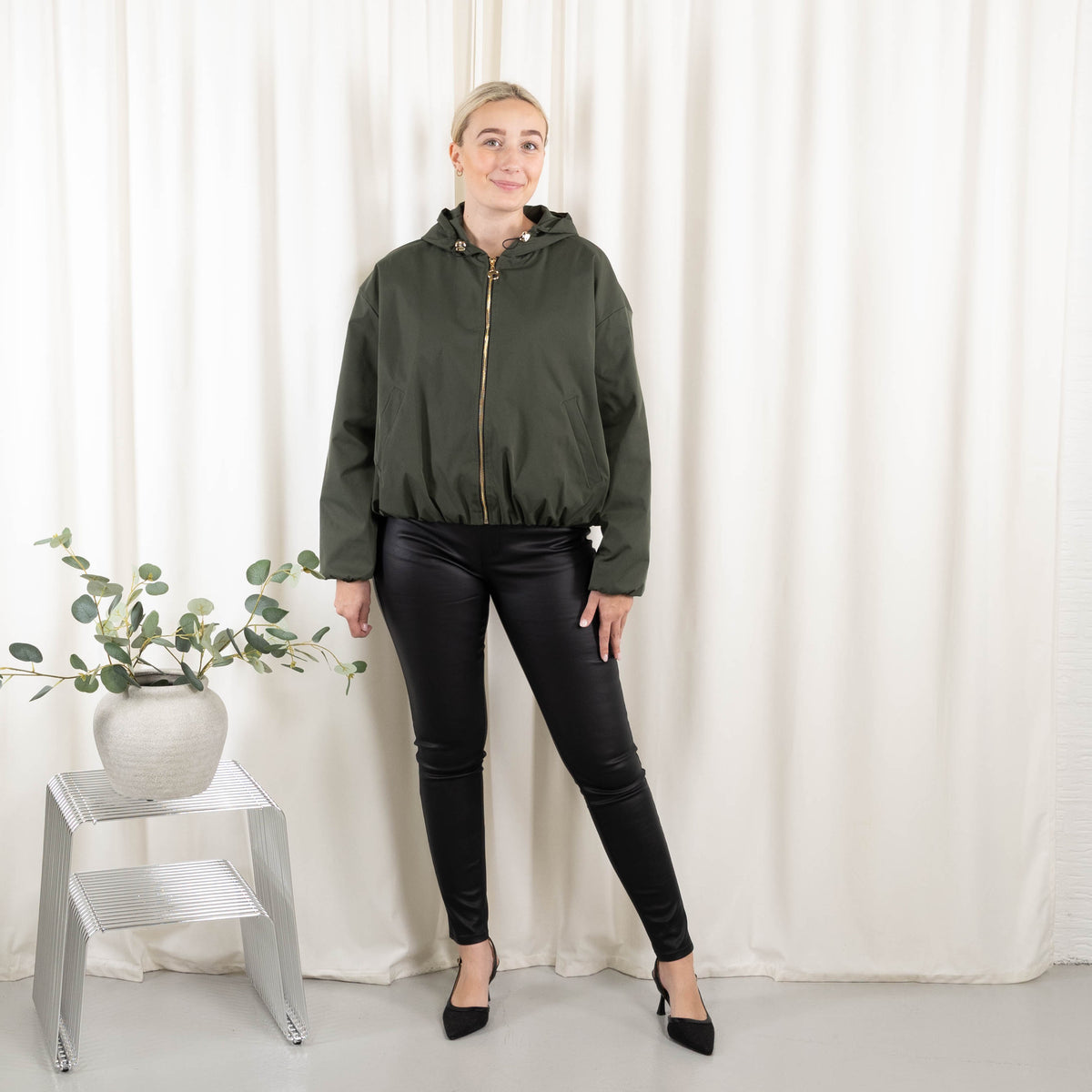 Jette jakke, Khaki
