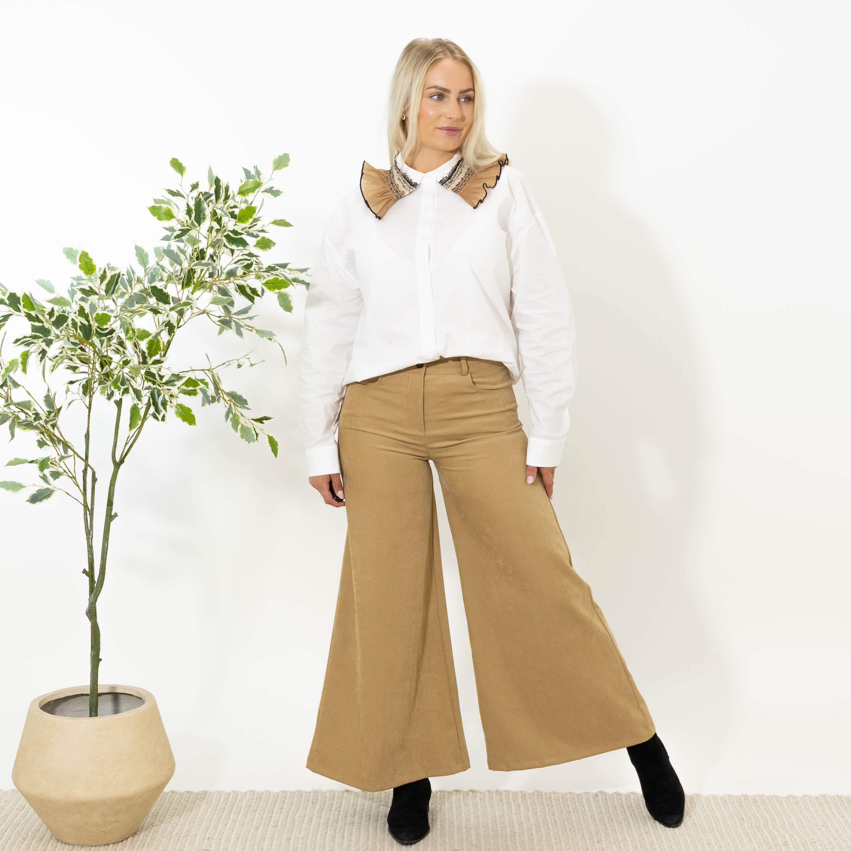 Tora bredbenet bukser, Beige