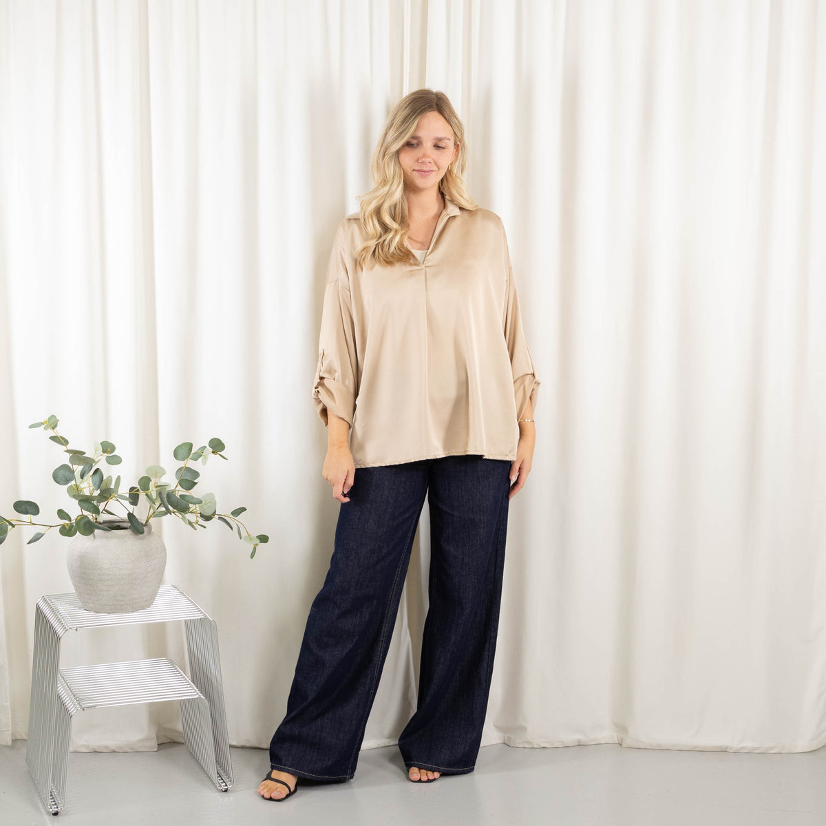 Lunar overdel, Taupe