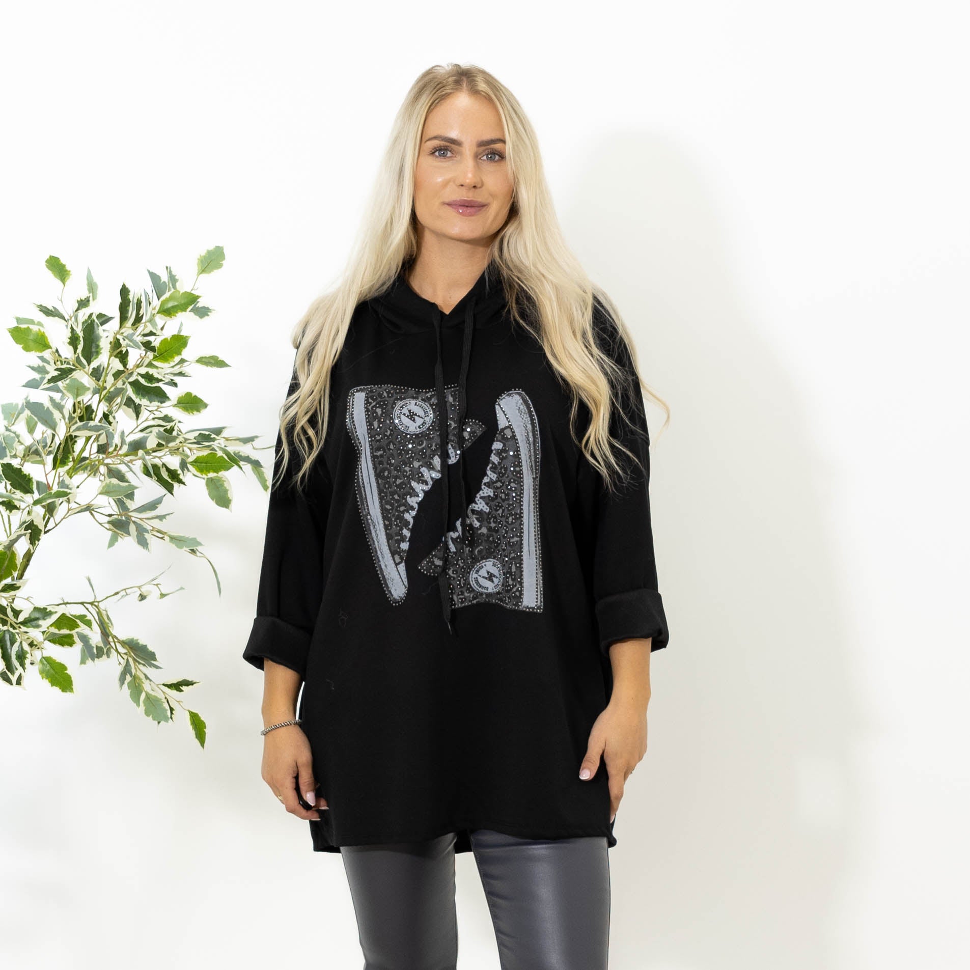 Pia sweatshirt m. hoodie, Sort