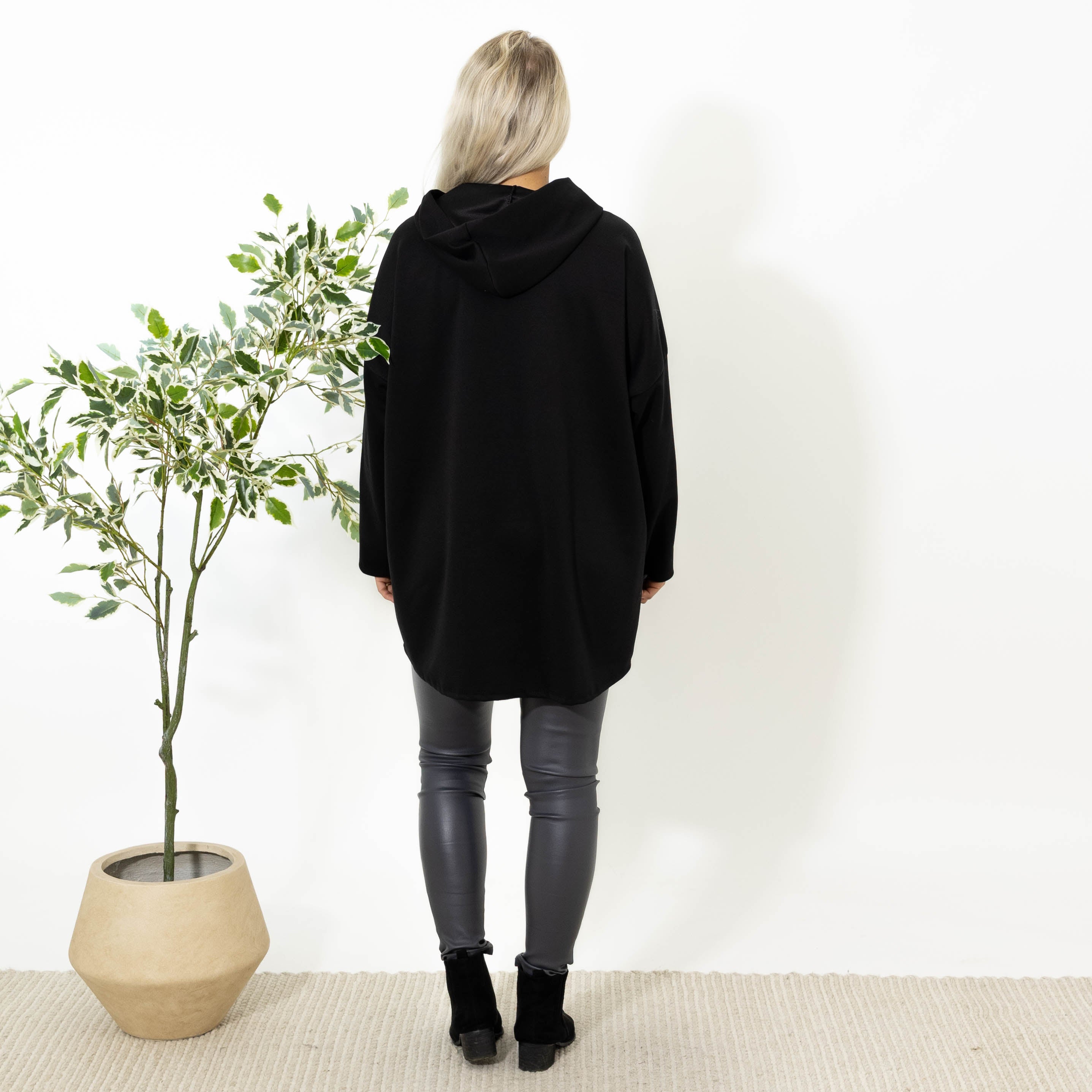 Pia sweatshirt m. hoodie, Sort