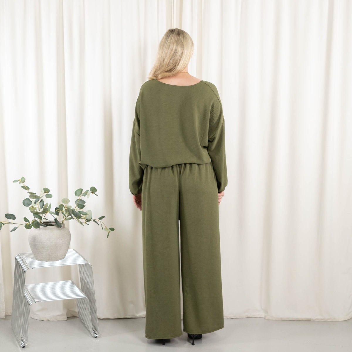 Marsha sæt, Khaki