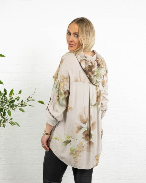 Jill overdel, Beige