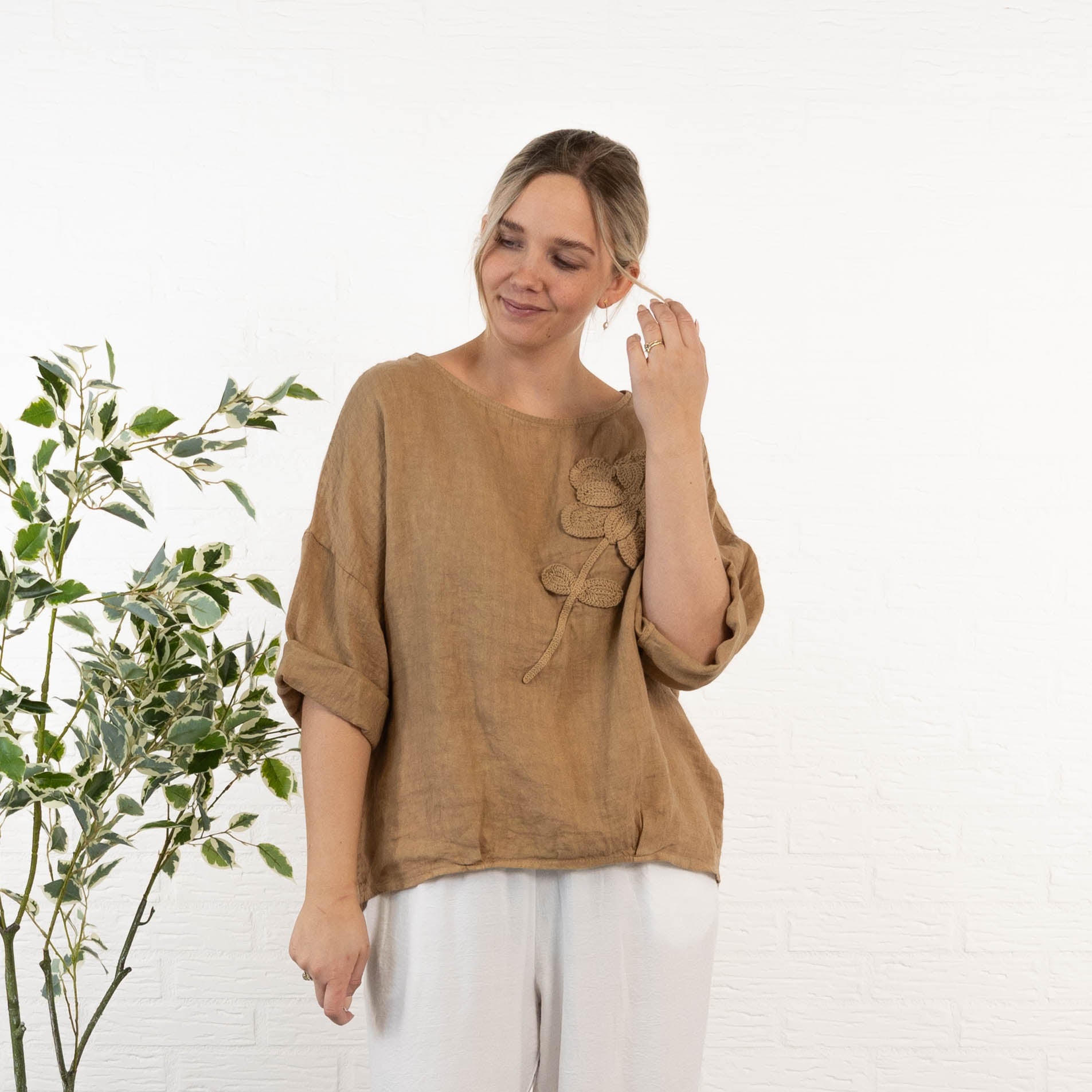 Danielle overdel, Camel