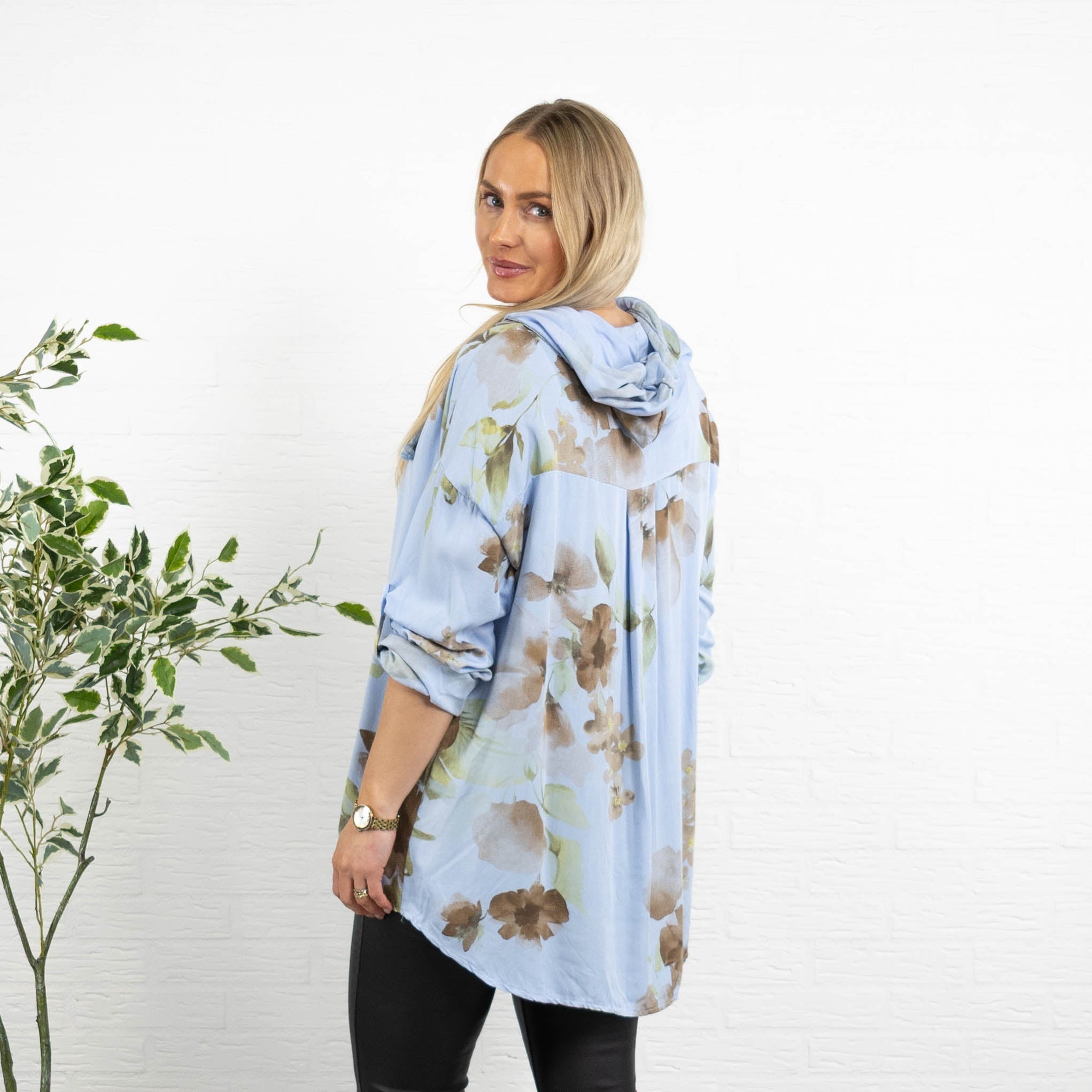 Jill overdel, Lyseblå