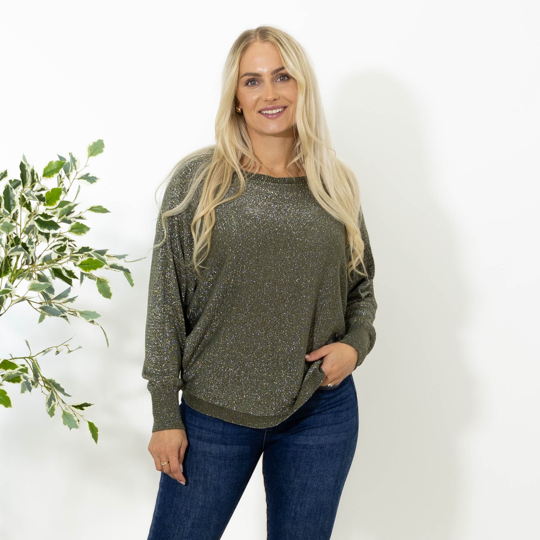 Toni batwing strik, Khaki