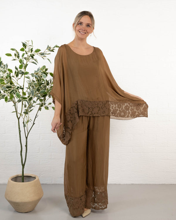 Clara poncho, Choko