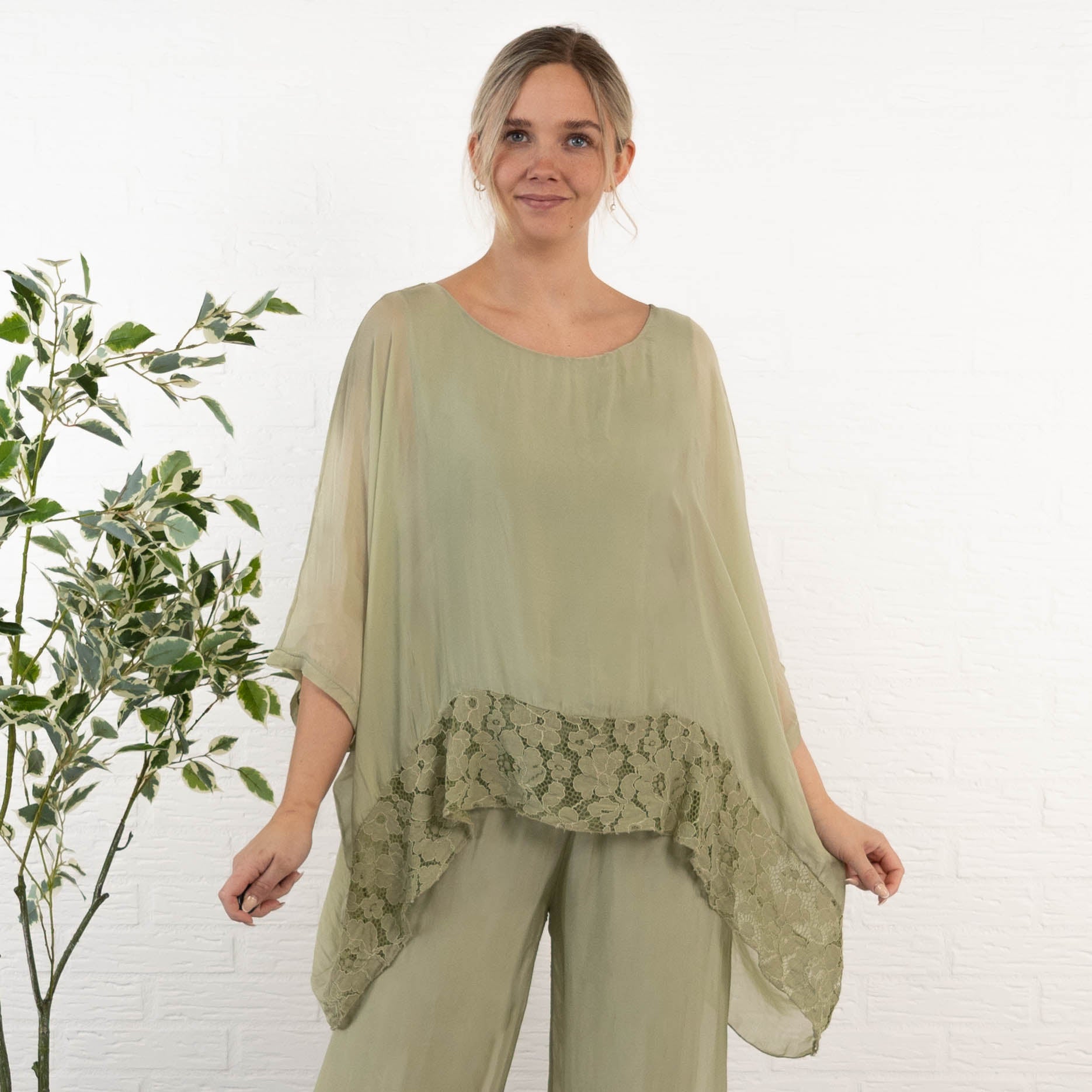 Clara poncho, Khaki