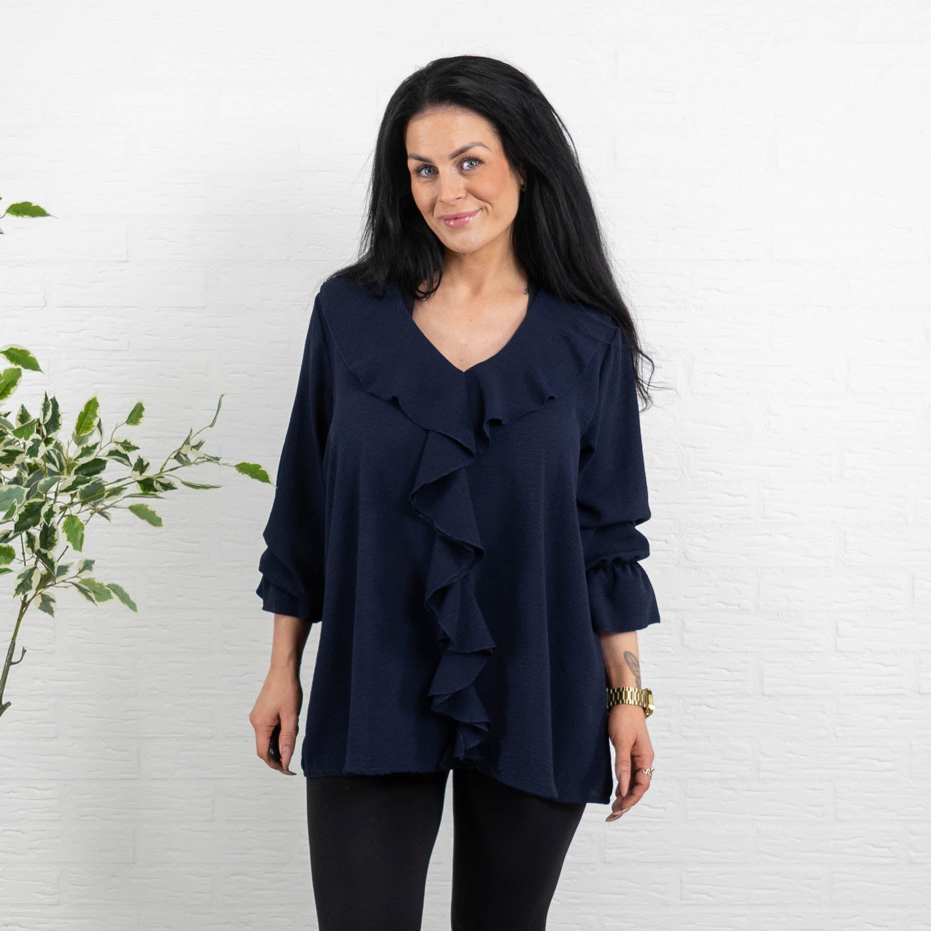 Charlise overdel, Navy