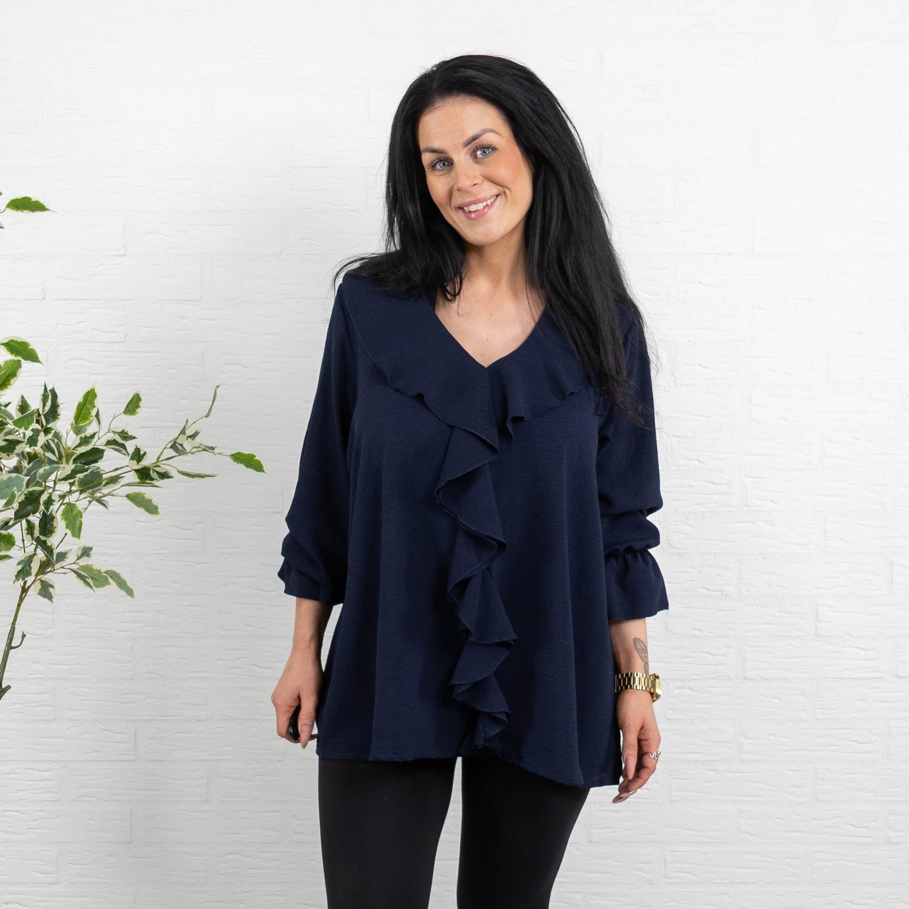 Charlise overdel, Navy