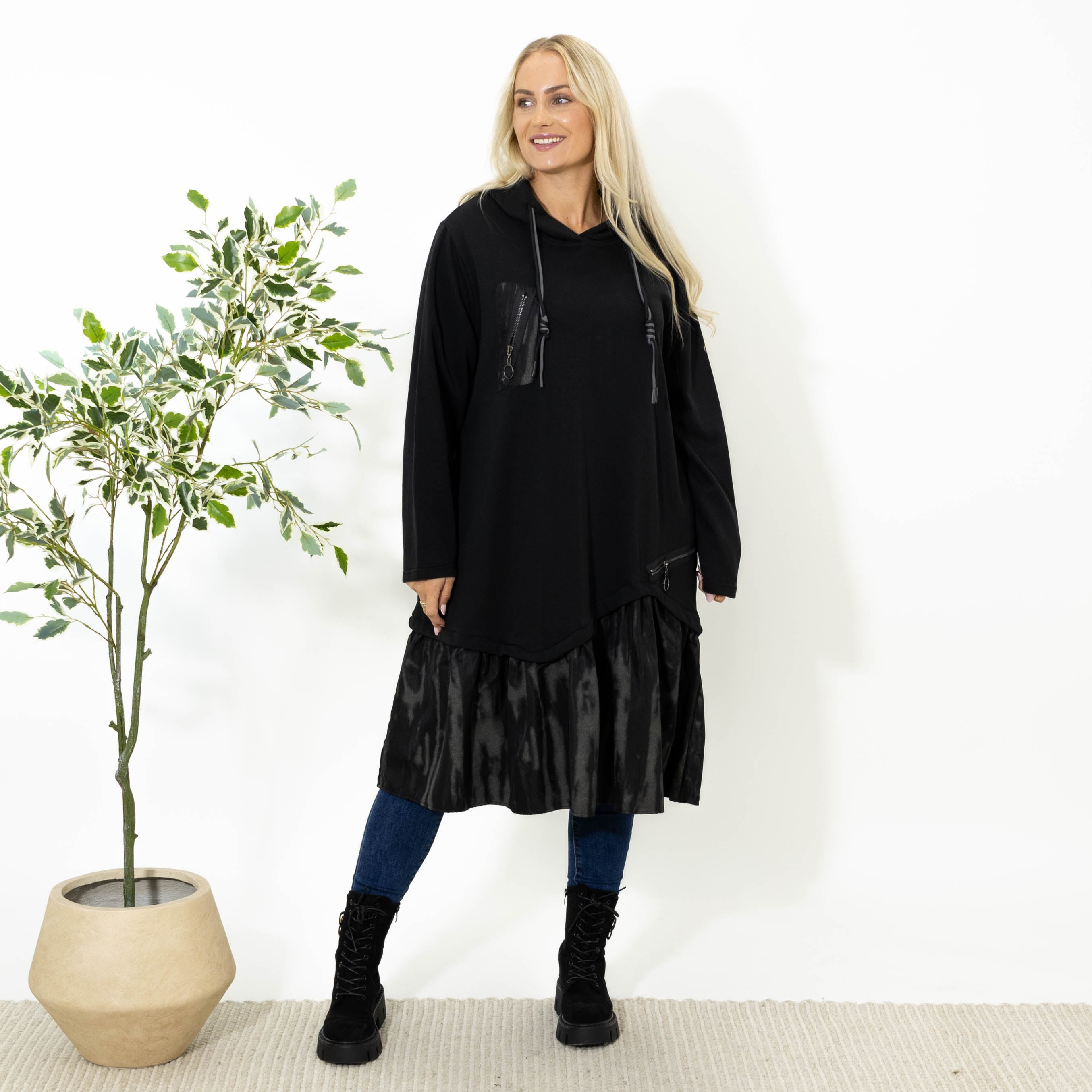 Kali sweatshirt kjole m. hoodie, Sort