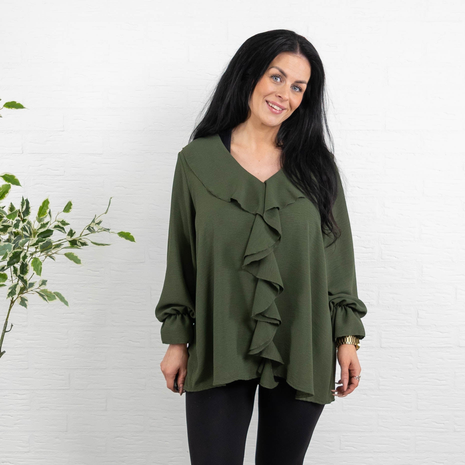 Charlise overdel, Khaki