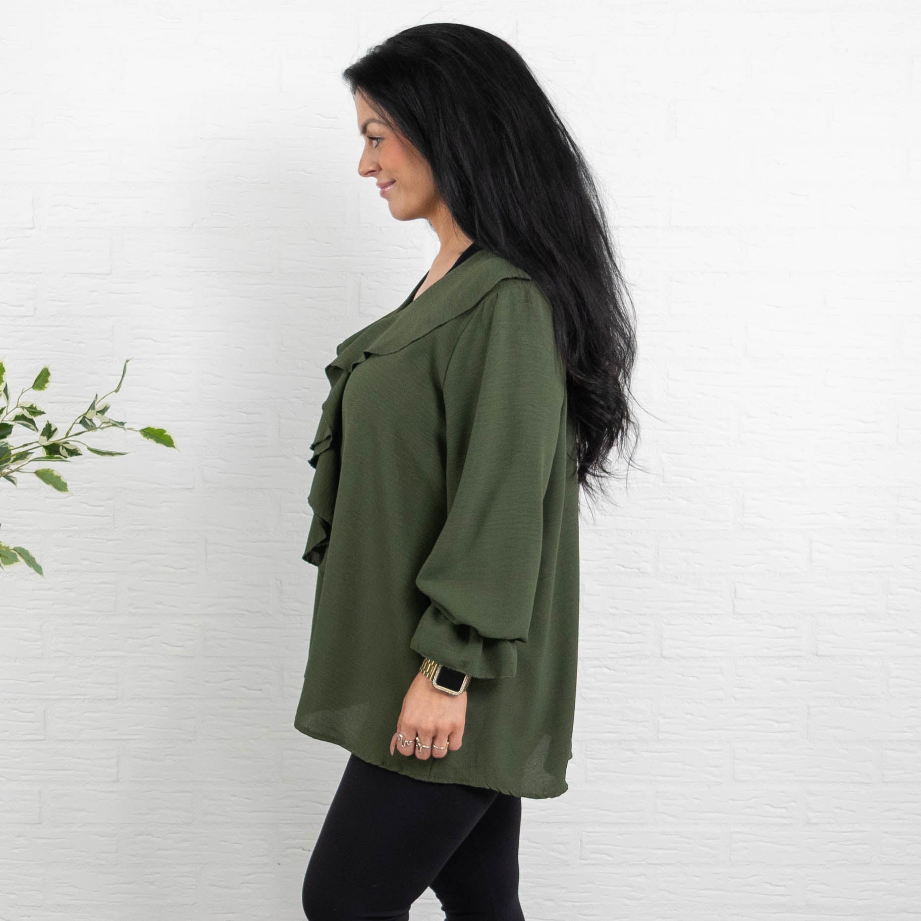 Charlise overdel, Khaki