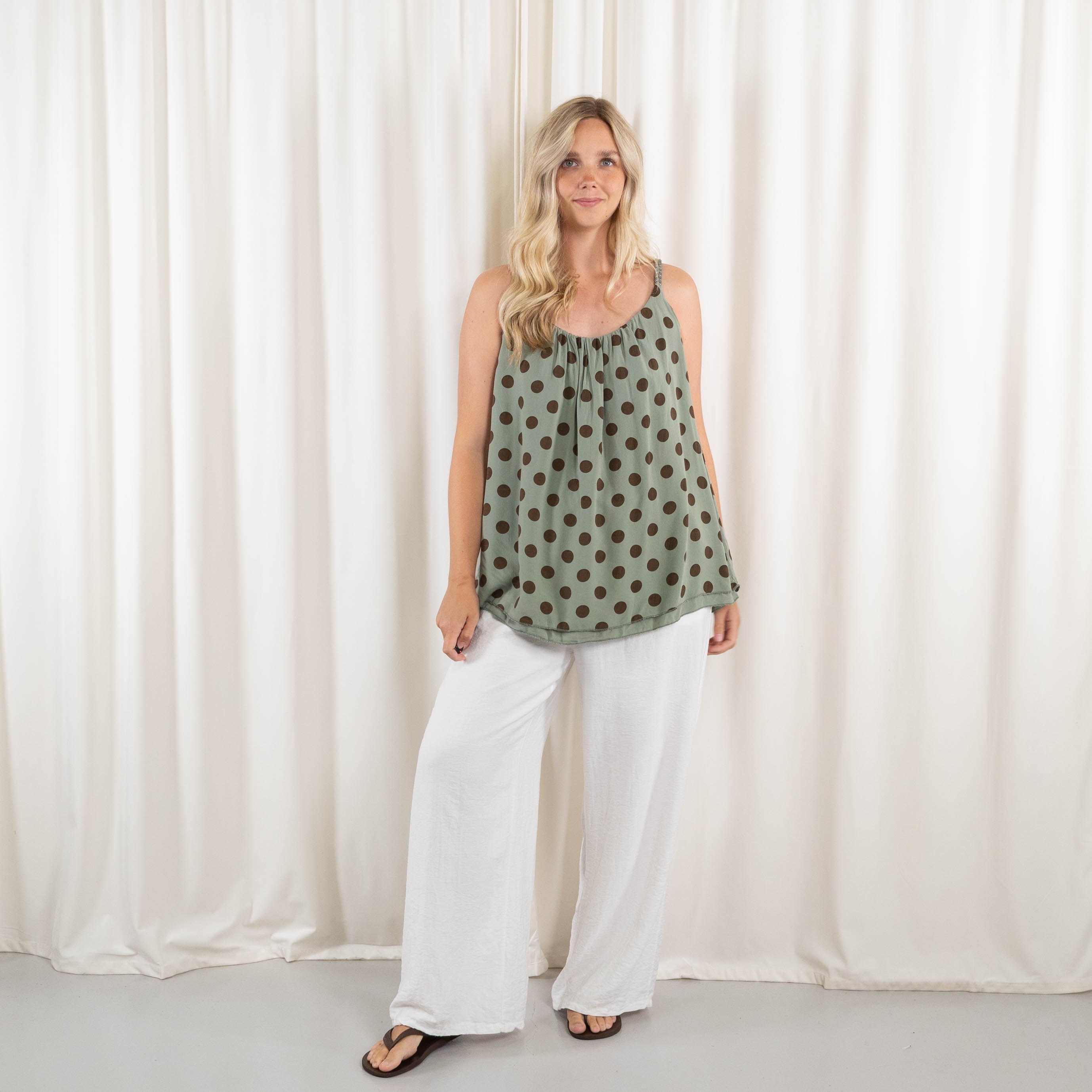Alberte overdel, Khaki