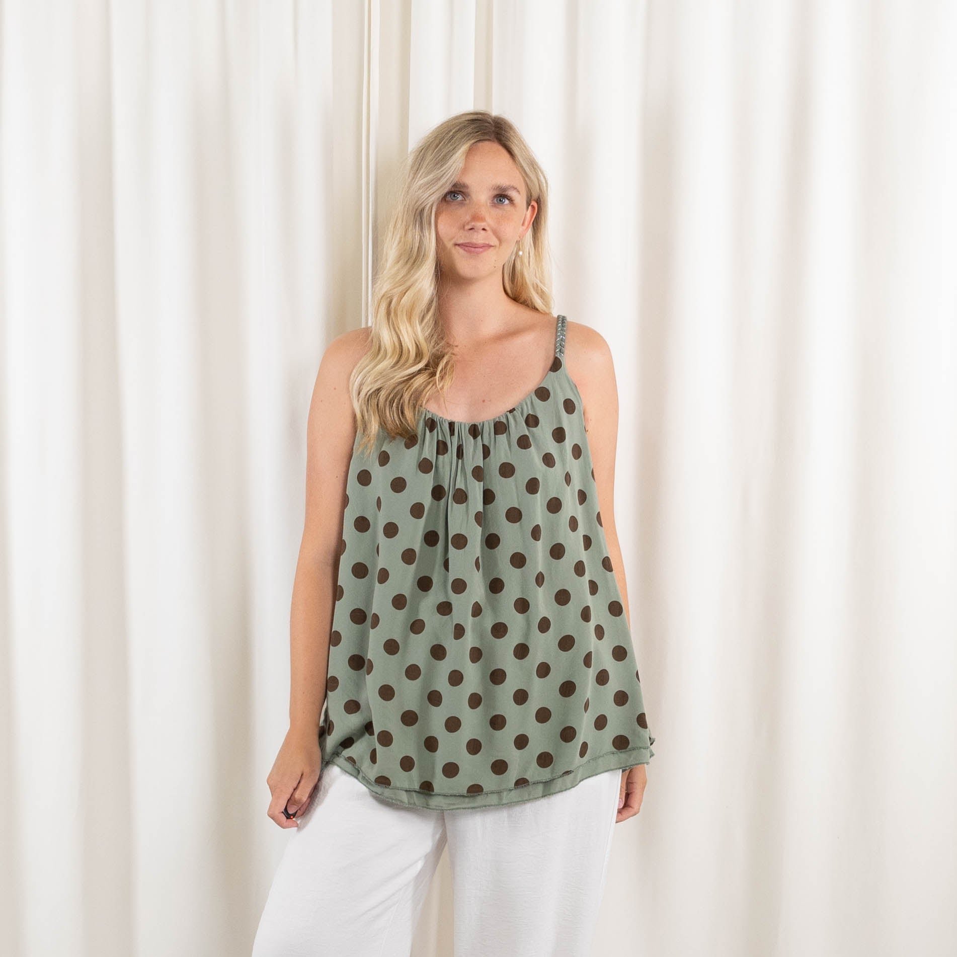 Alberte overdel, Khaki