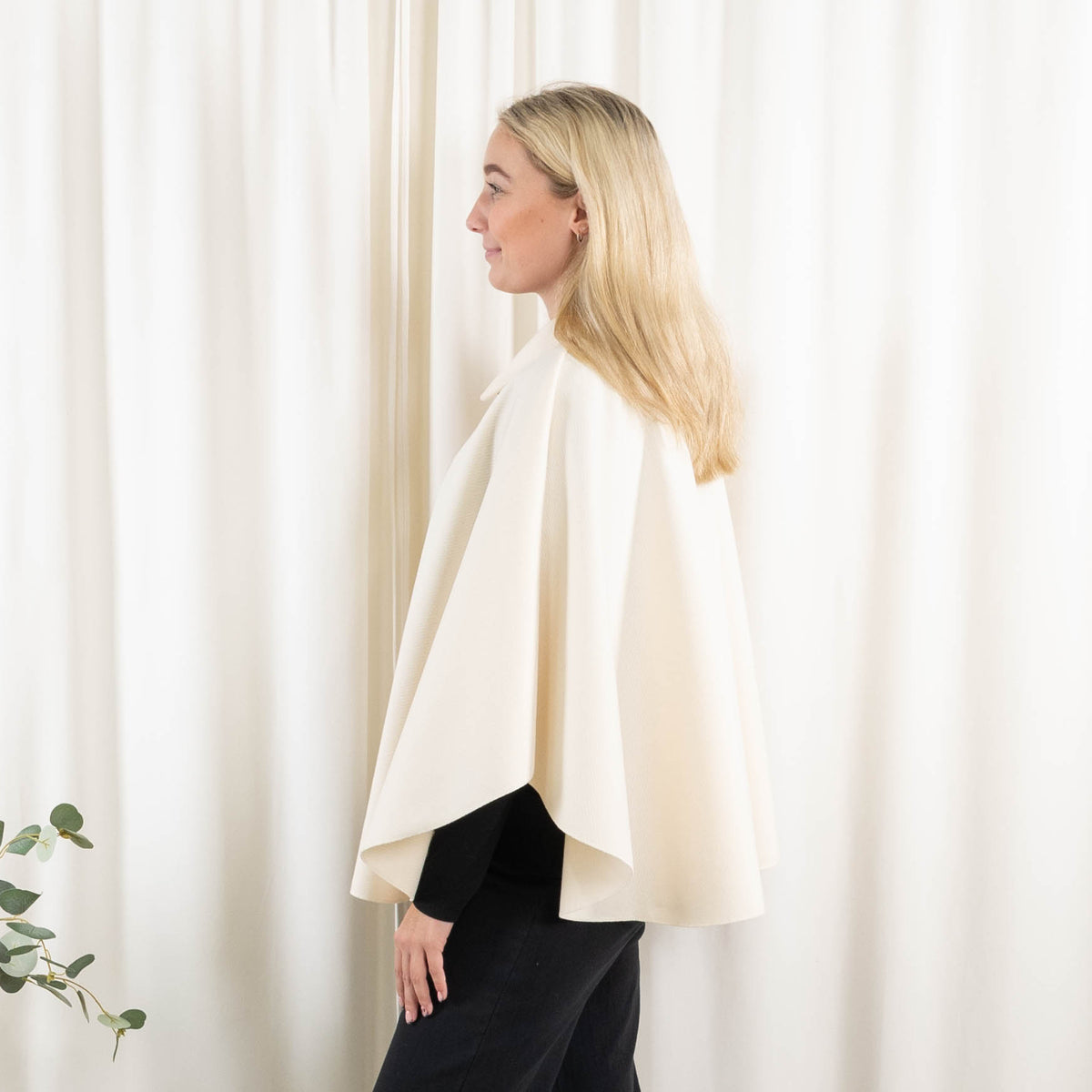 Madison poncho, Råhvid