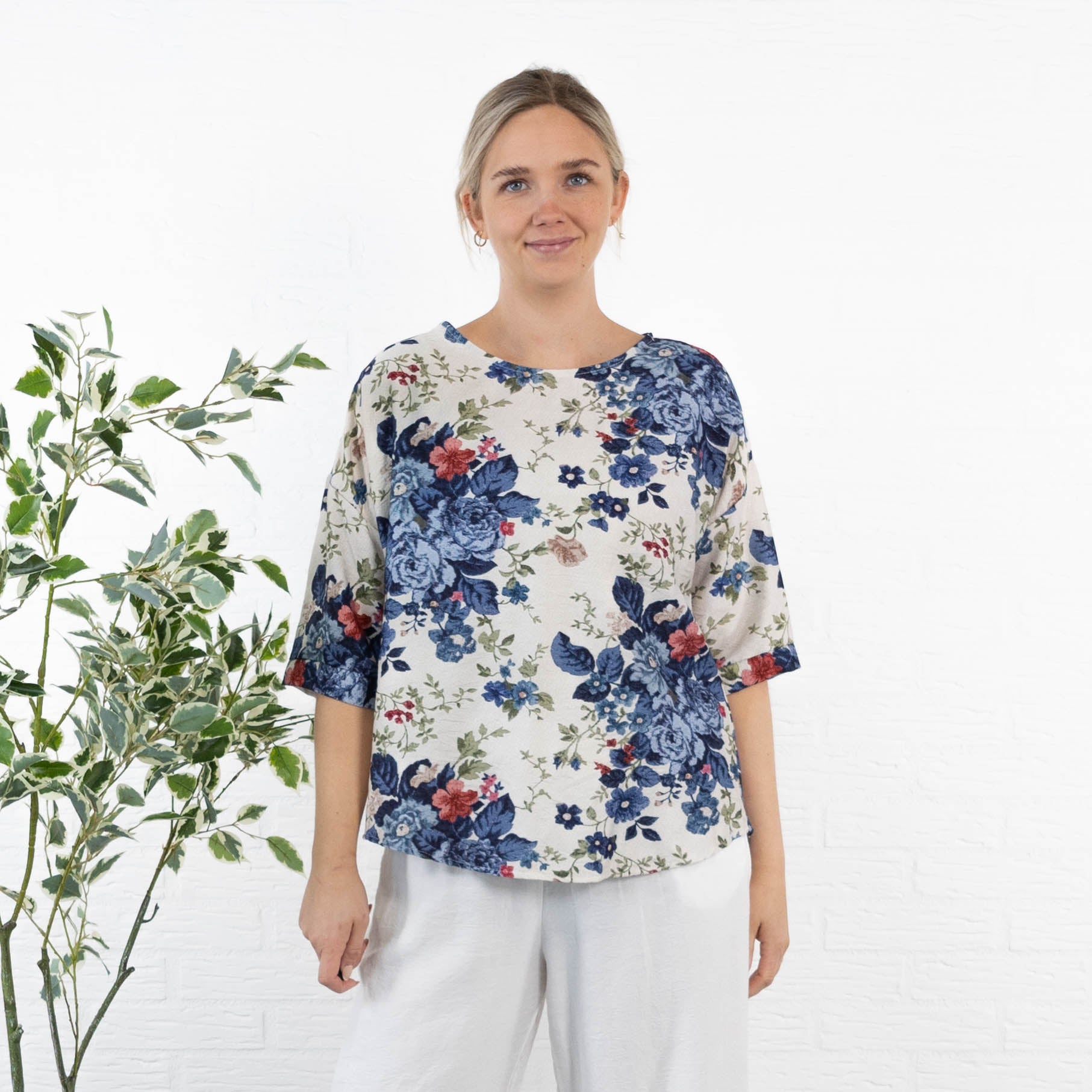 Esther overdel, Navy