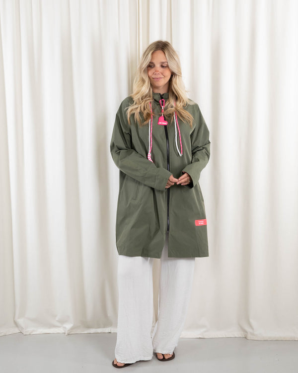 Always jakke, Khaki
