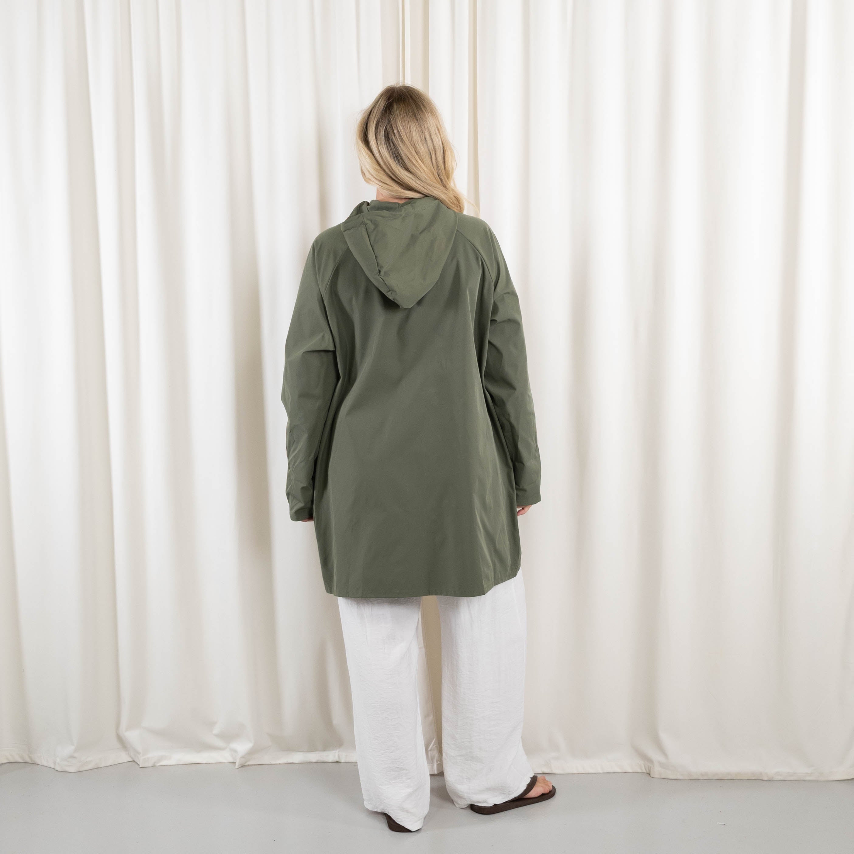 Always jakke, Khaki