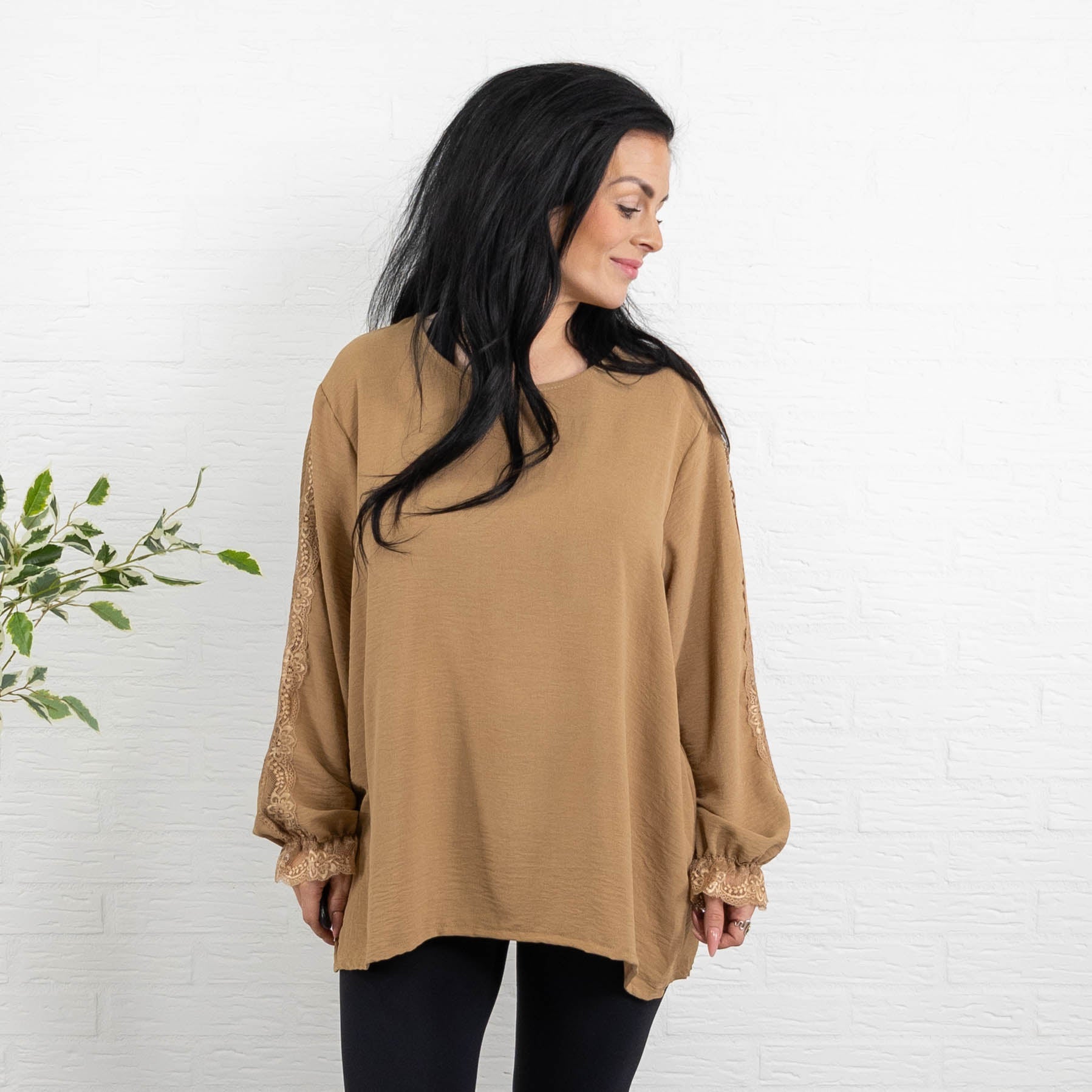 Tiffany overdel, Camel