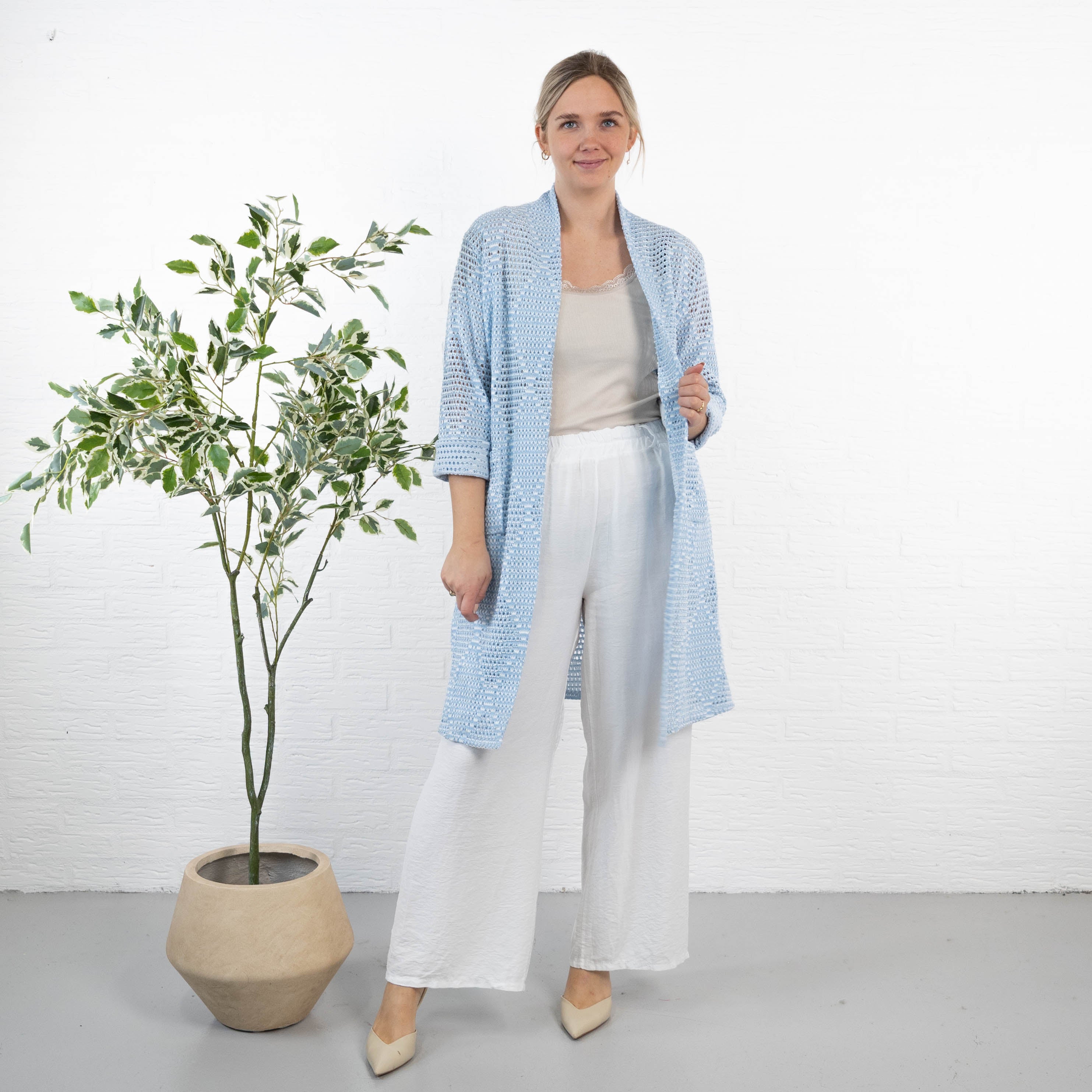 Daisy cardigan, Lyseblå