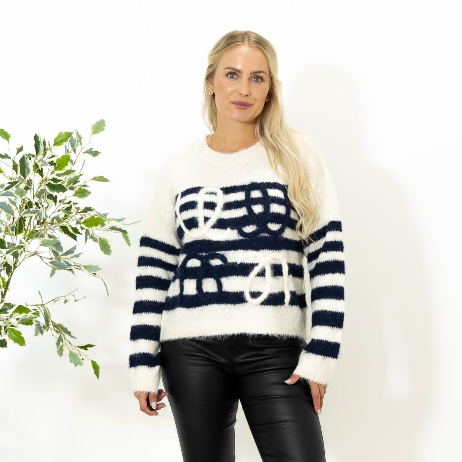 Flora stribet strik, Hvid