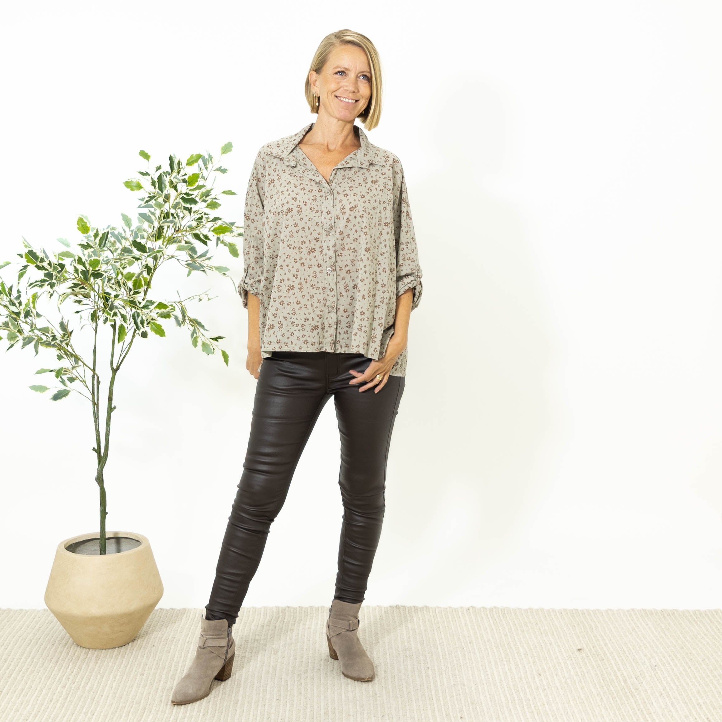 Emma bomulds skjorte, Grå