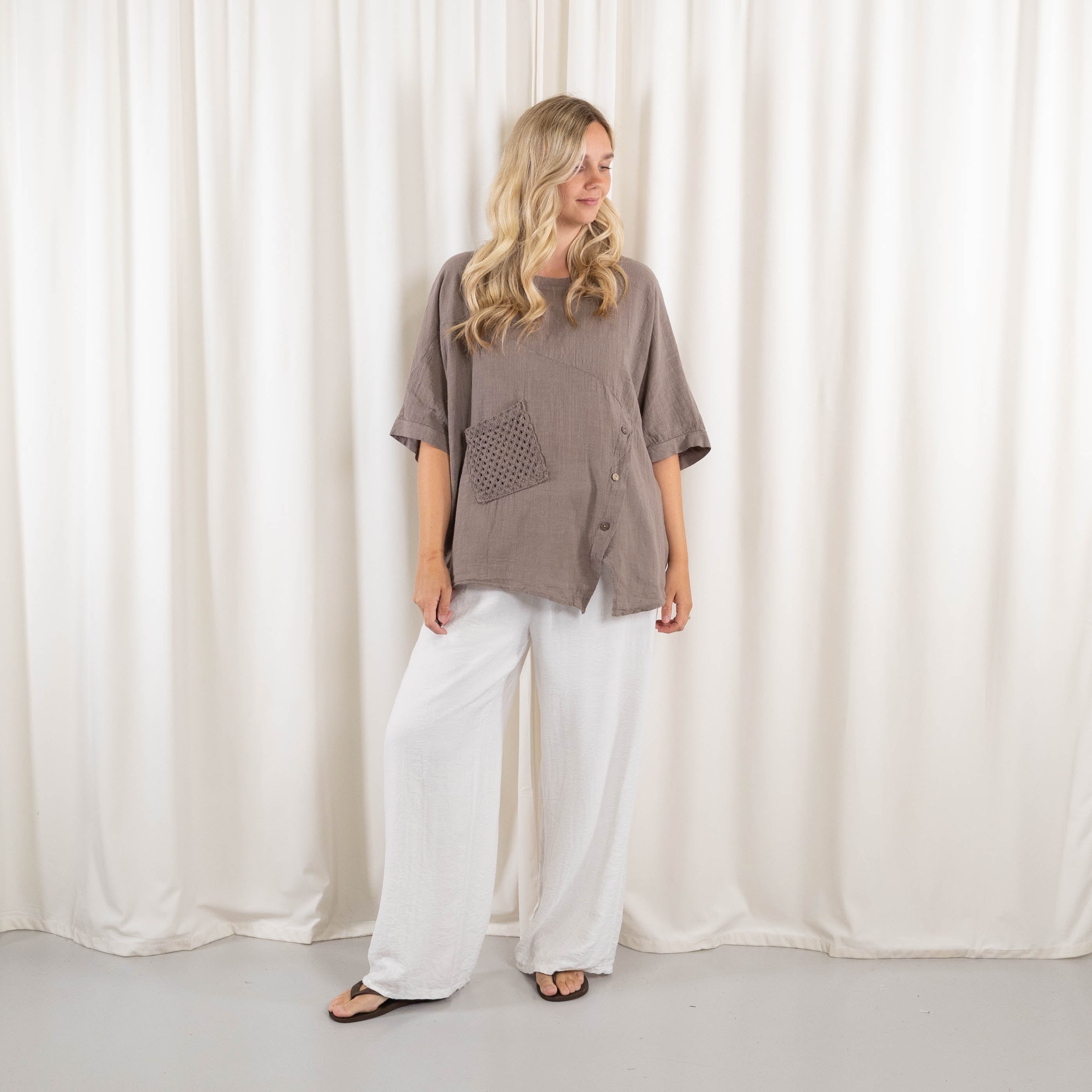 Helene overdel, Taupe