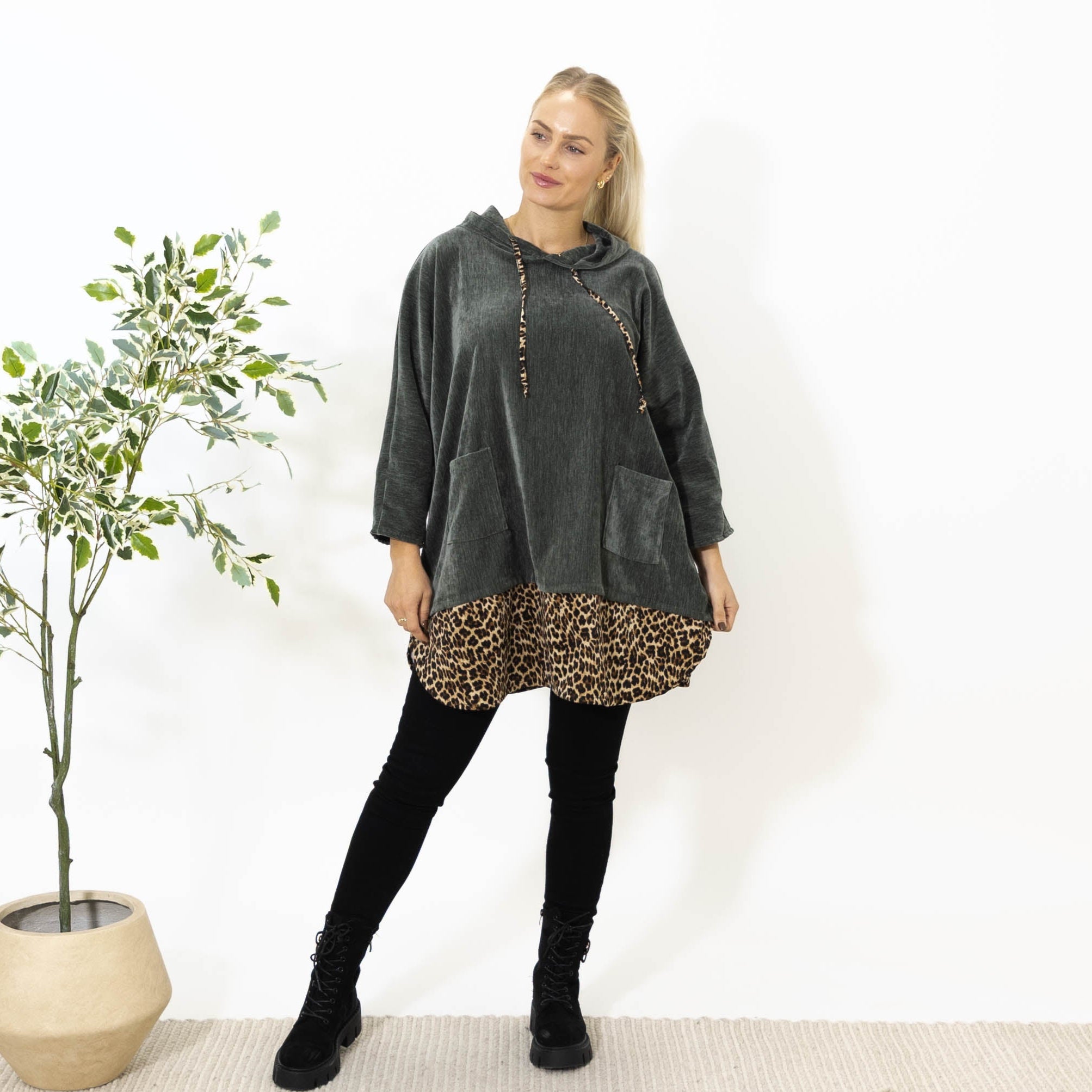 Tara leo hoodie, Khaki
