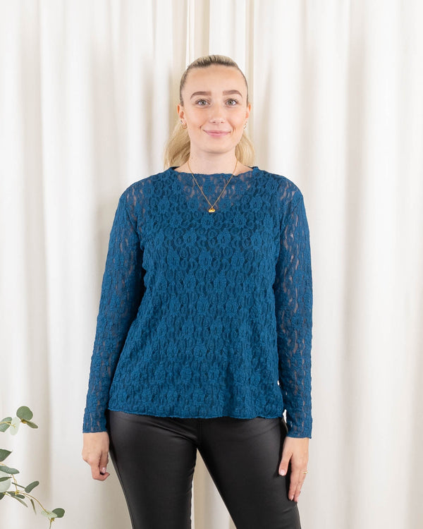 Carla lace overdel, Petrol