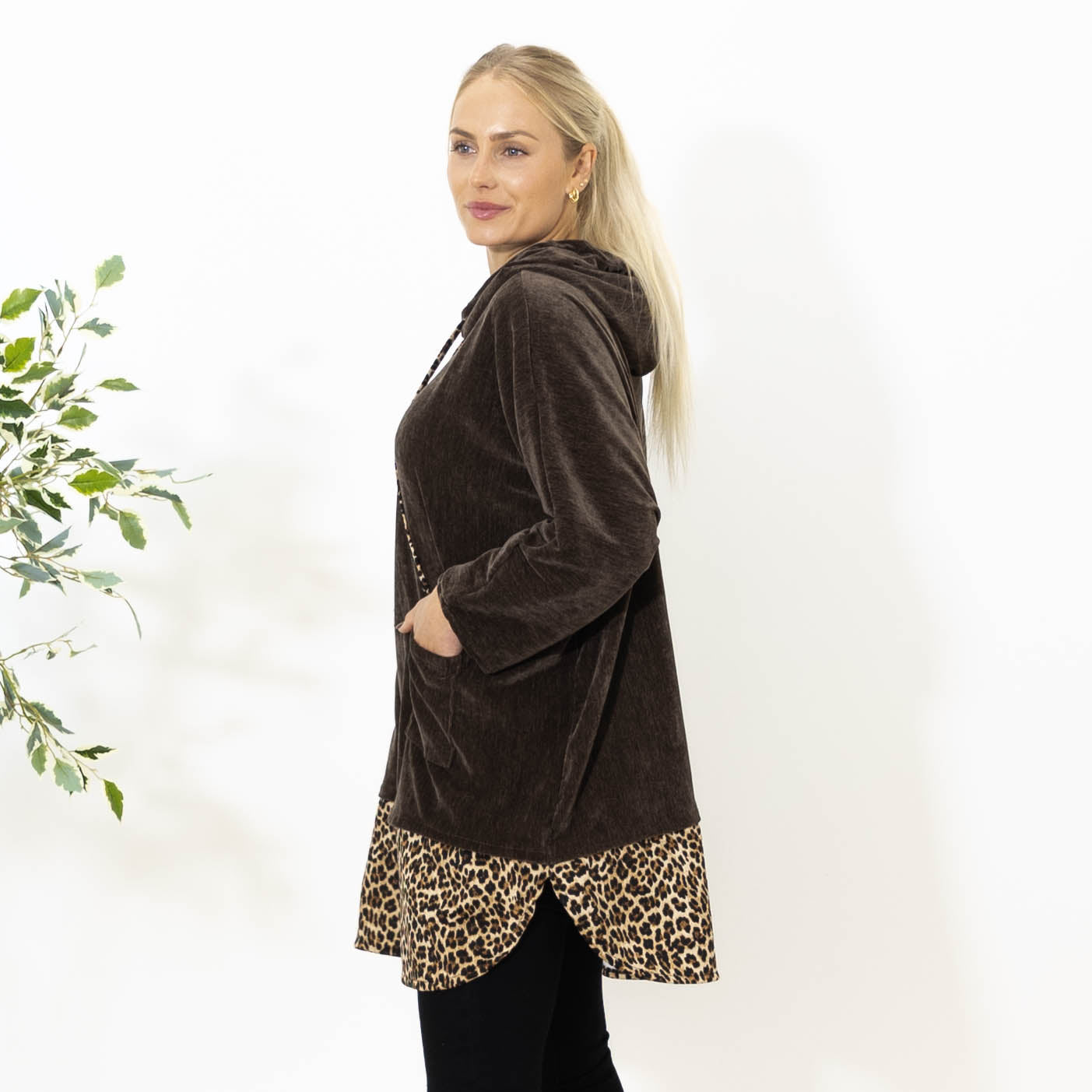 Tara leo hoodie, Choko