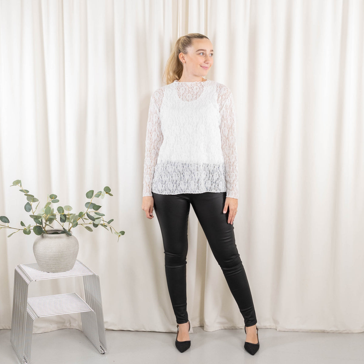 Carla lace overdel, Hvid
