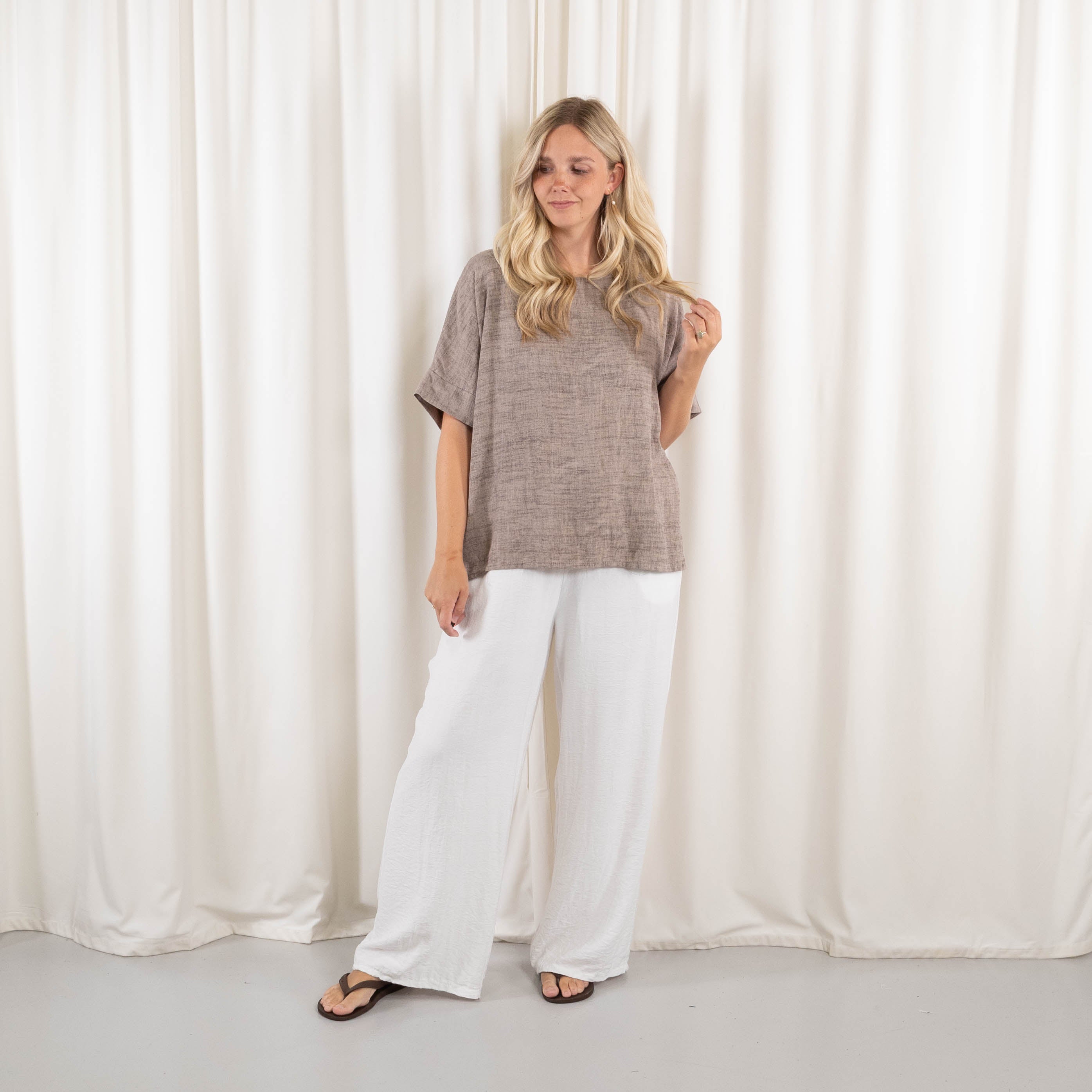 Kirstine overdel, Taupe